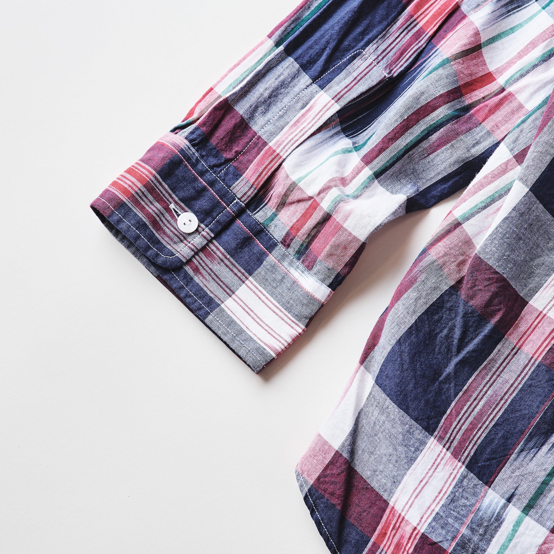 #3211-IMW NEUTRA 3 : ikat madras white