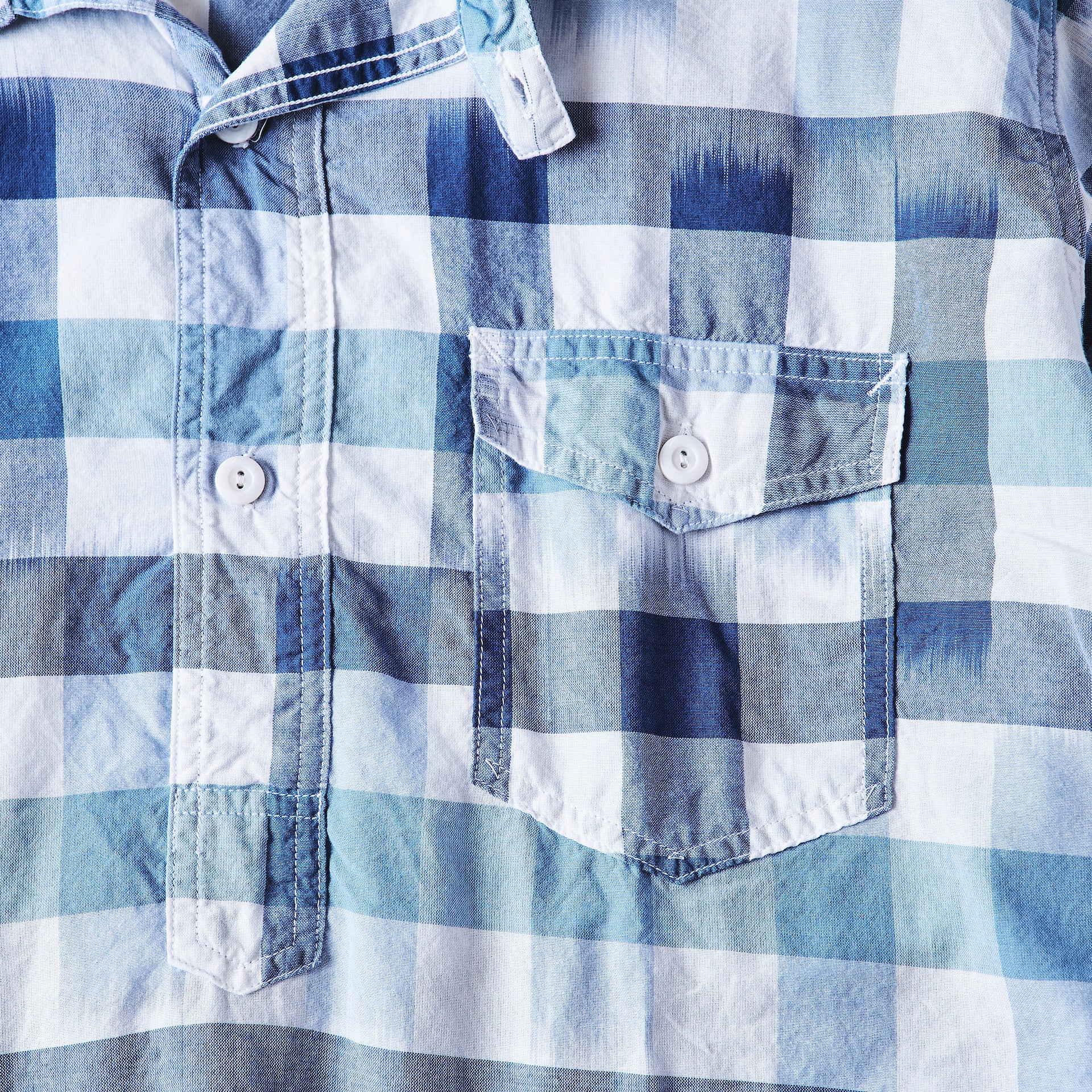 #3213S-ICB NAVY CUT S/S : ikat check blue