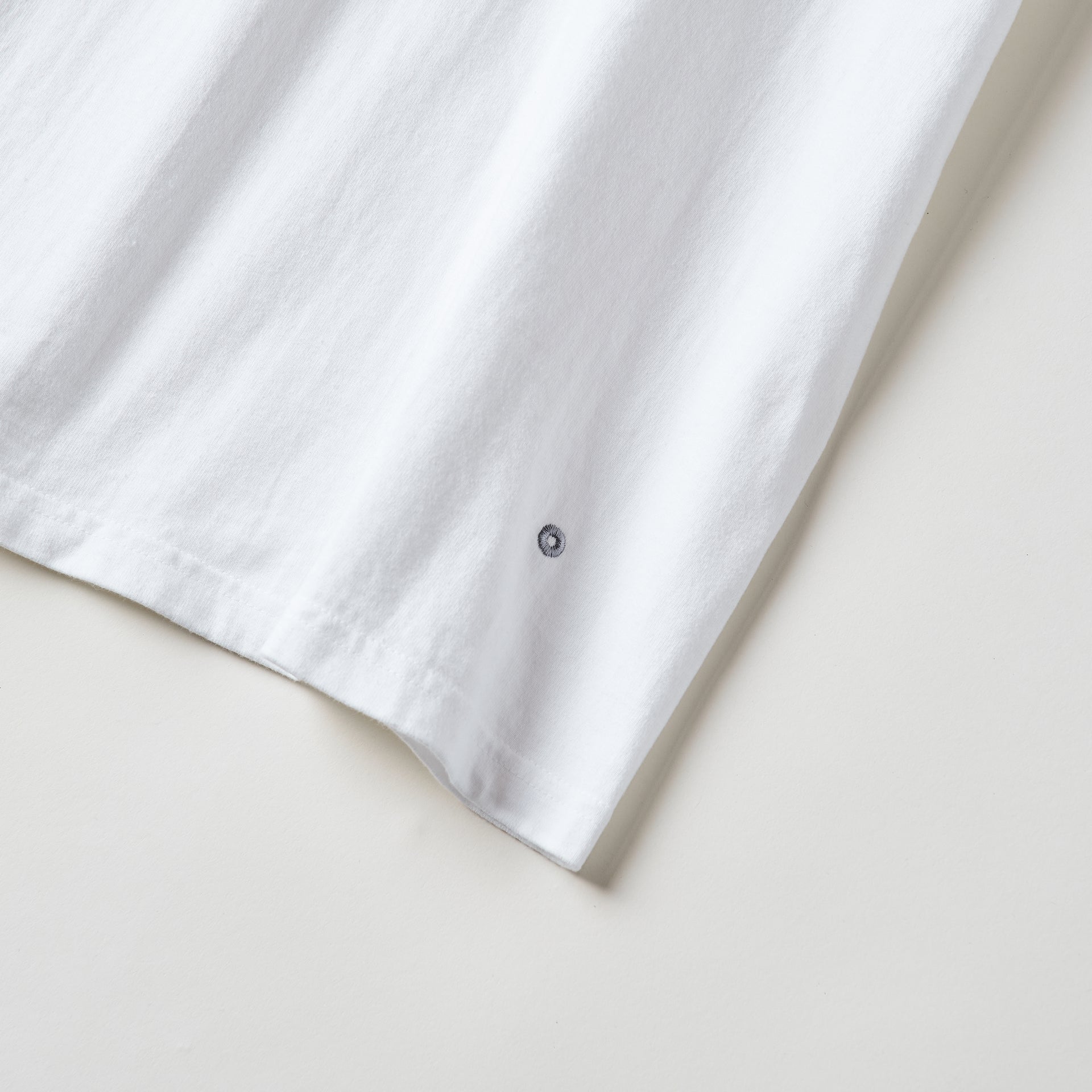 #3615-WHT V Pocket Tee : heavyweight jersey white
