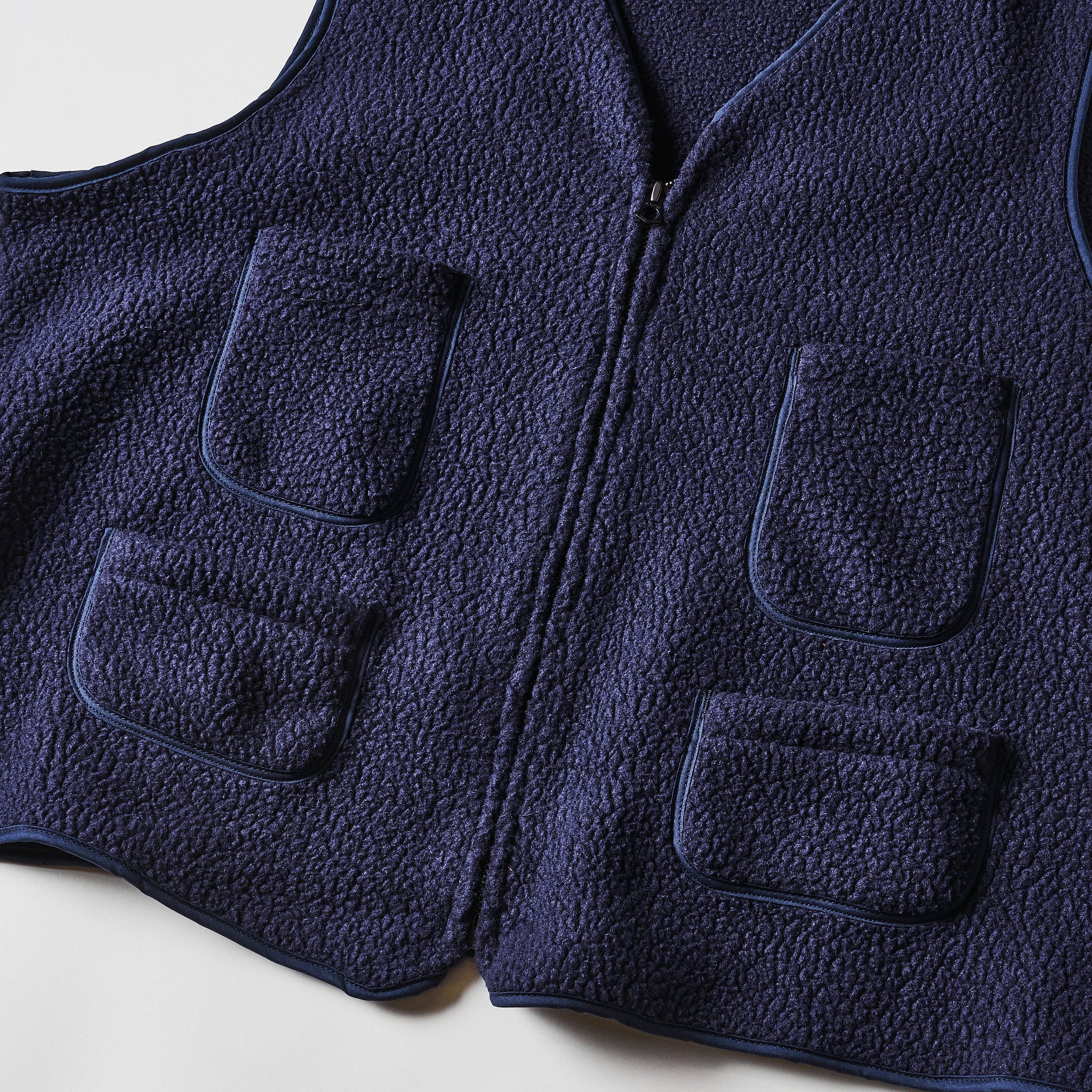 #1502-PSN Fleece Vest : Polar Tech Sherpa navy