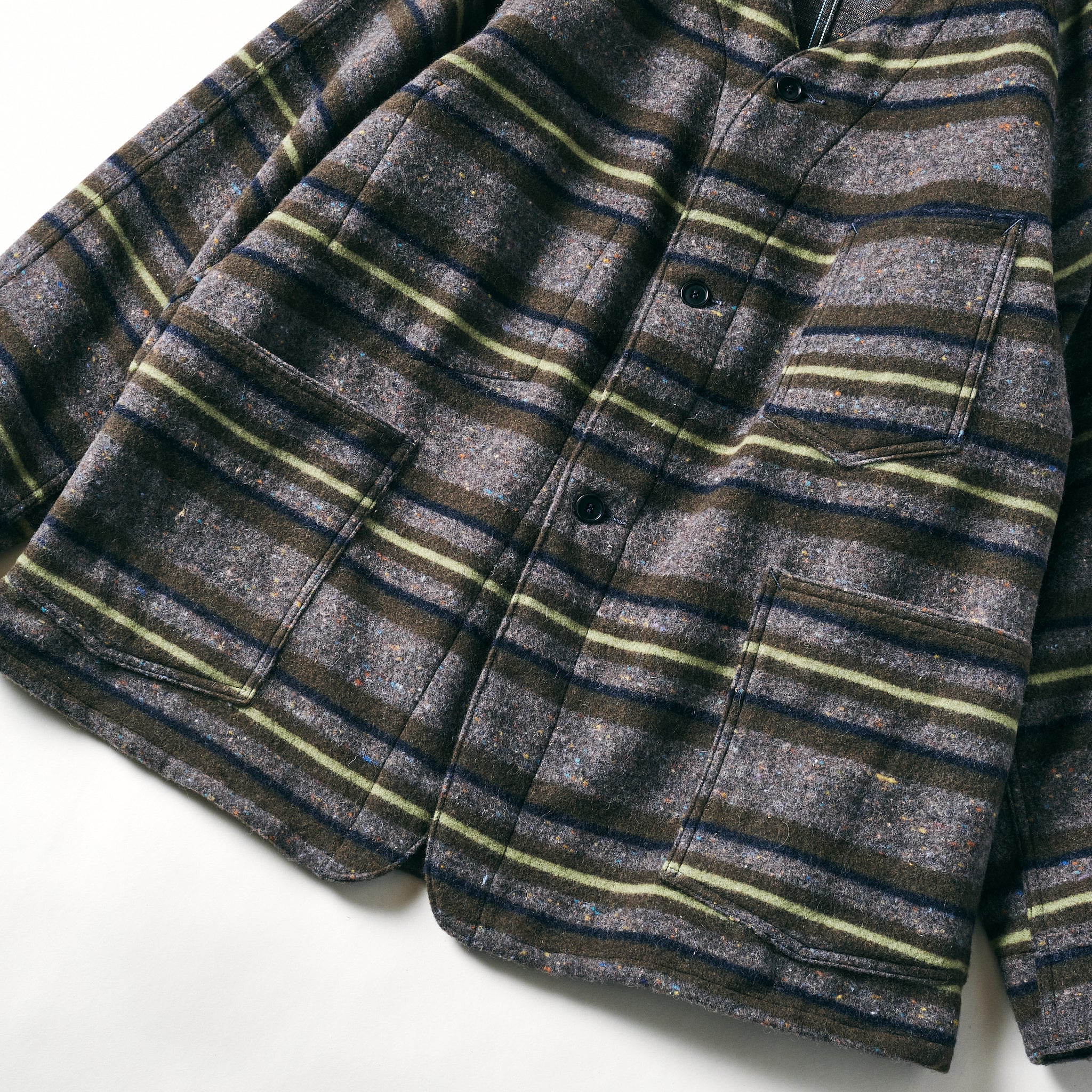 #3113DV-TWG POST43 DV : trashed wool green stripe