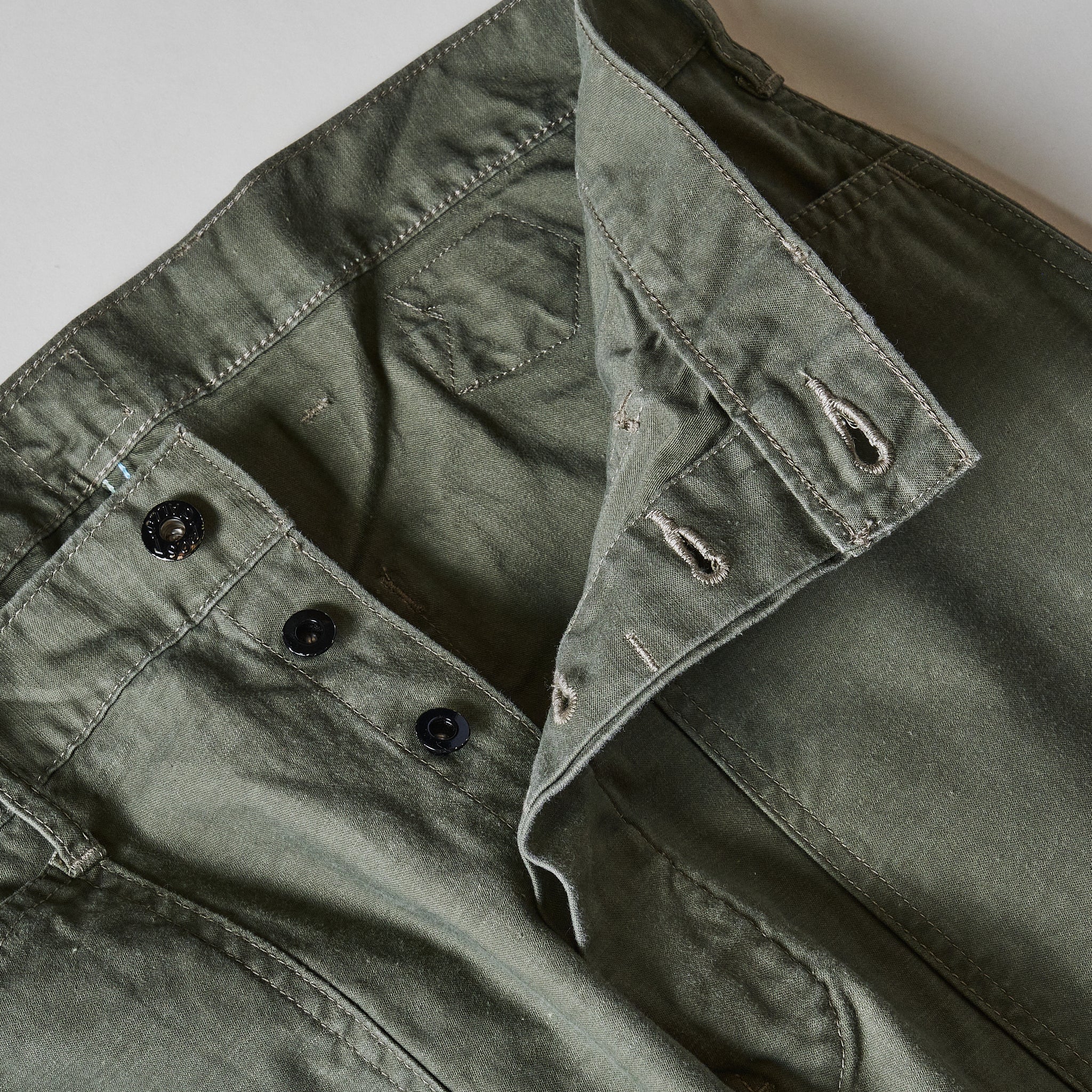 #1301-VMO Army Pants : vintage sateen olive