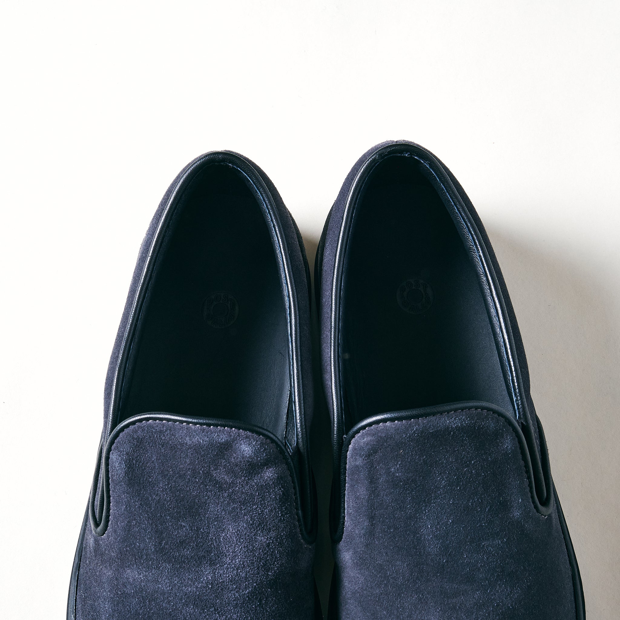 #P2000-SG POST x AMB slip-on : cow suede grey