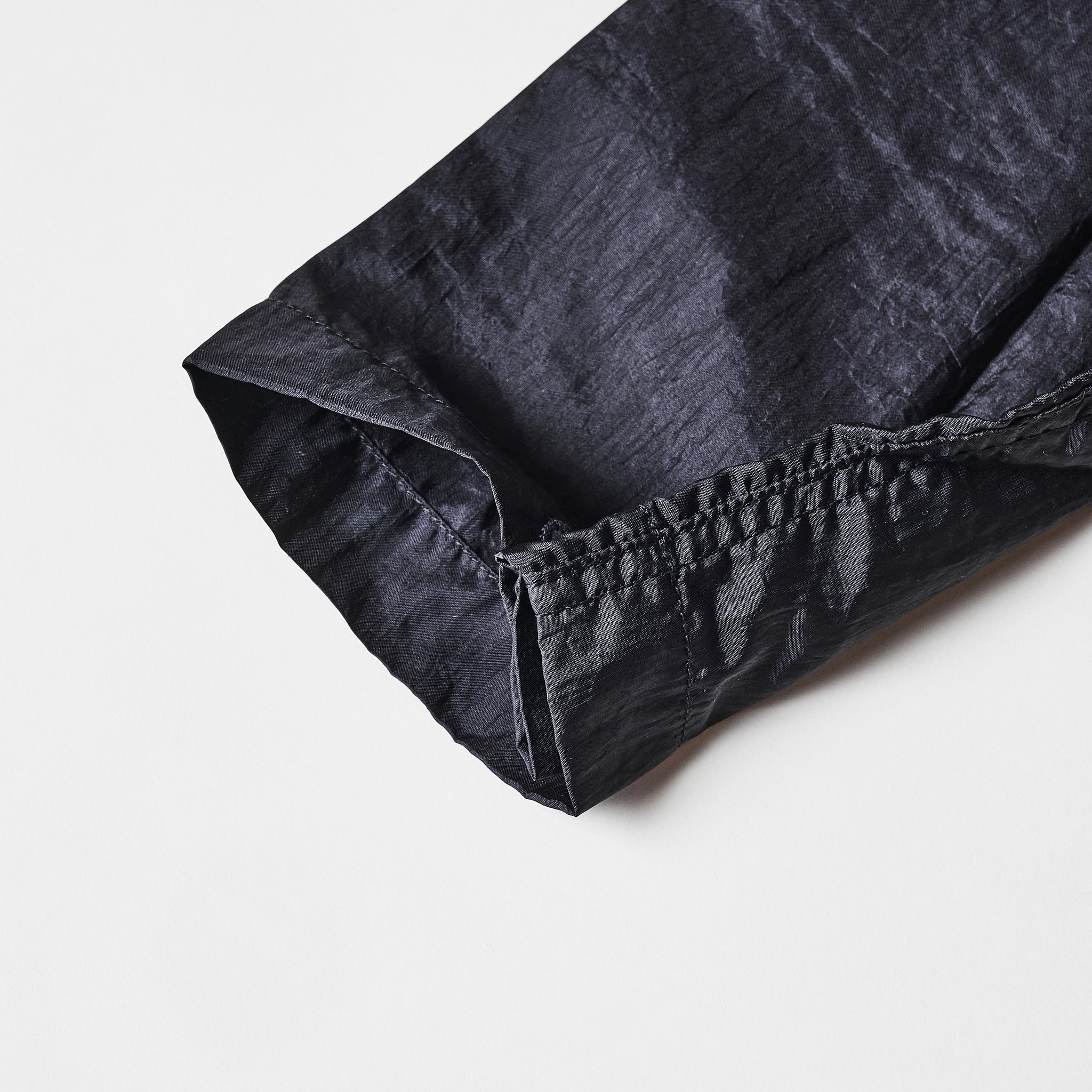 #1105-CTB NAVY Parka : crinkle nylon taffeta black