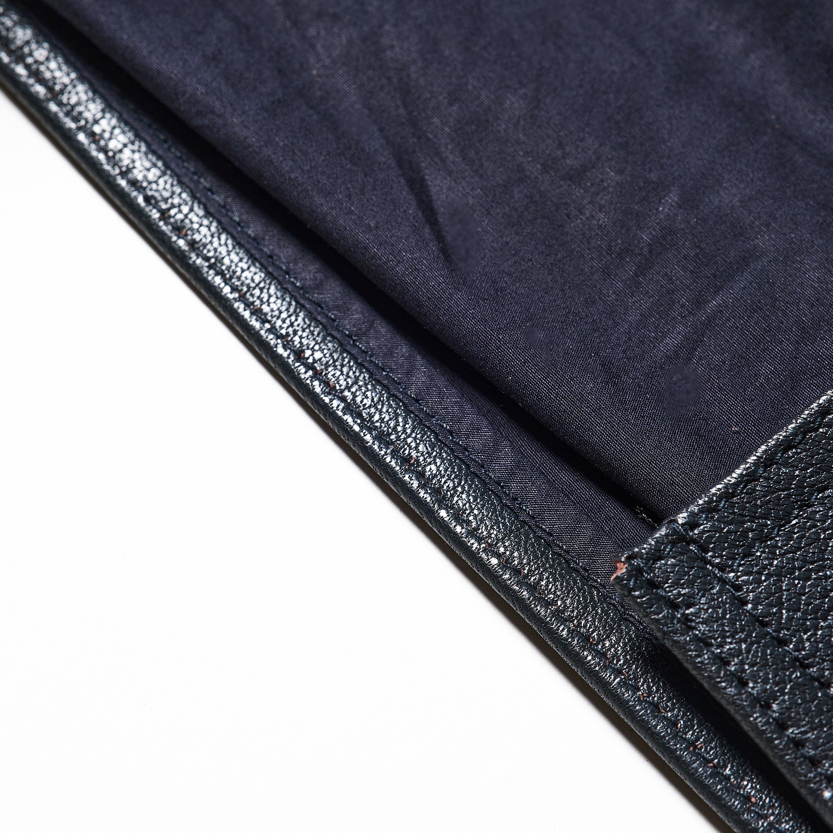 #2132-G3 CRUZER 8 : premium goatskin navy