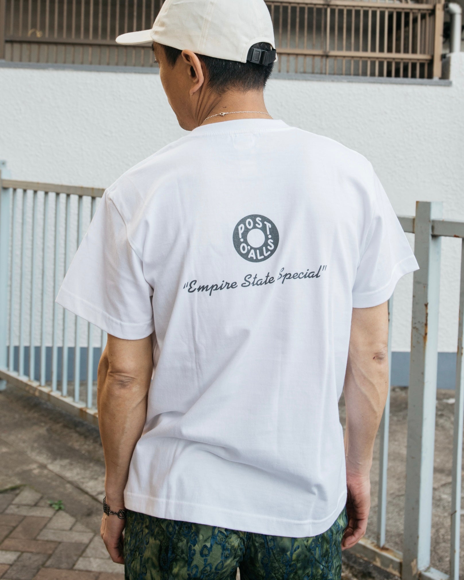 #3005 ESS pocket tee : cotton jersey white grey print (Shop Special)