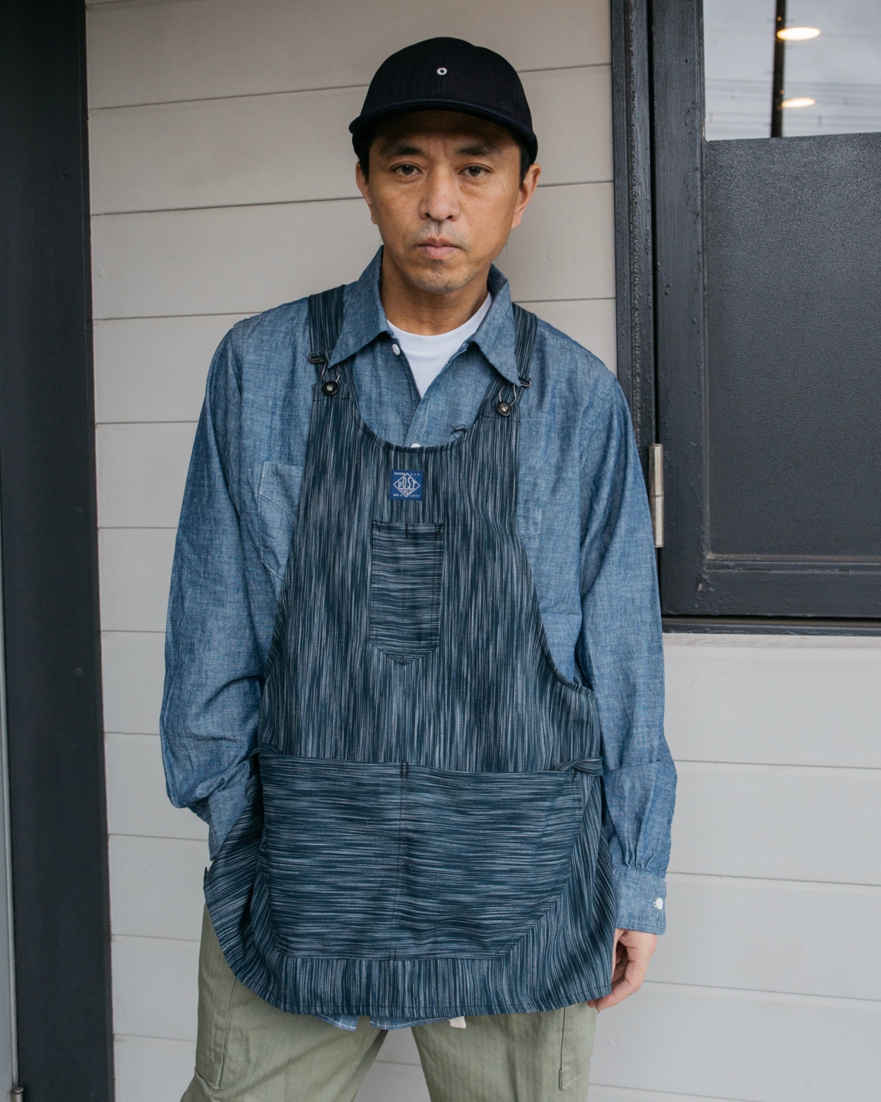 #3802-IKT POST Apron #2 : ikat indigo