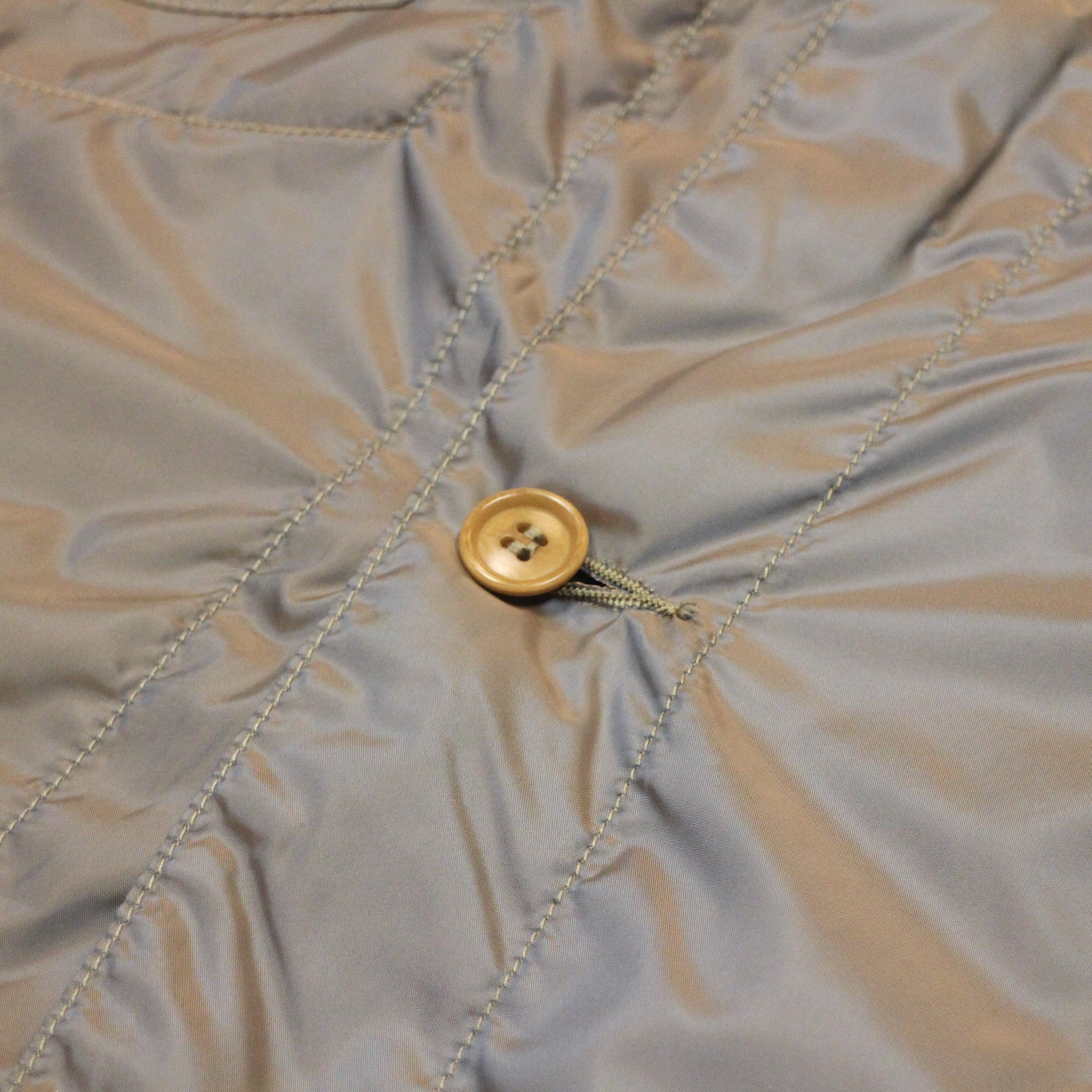 #3102 POST 42 PT3 : Poly Taffeta khaki iridescent