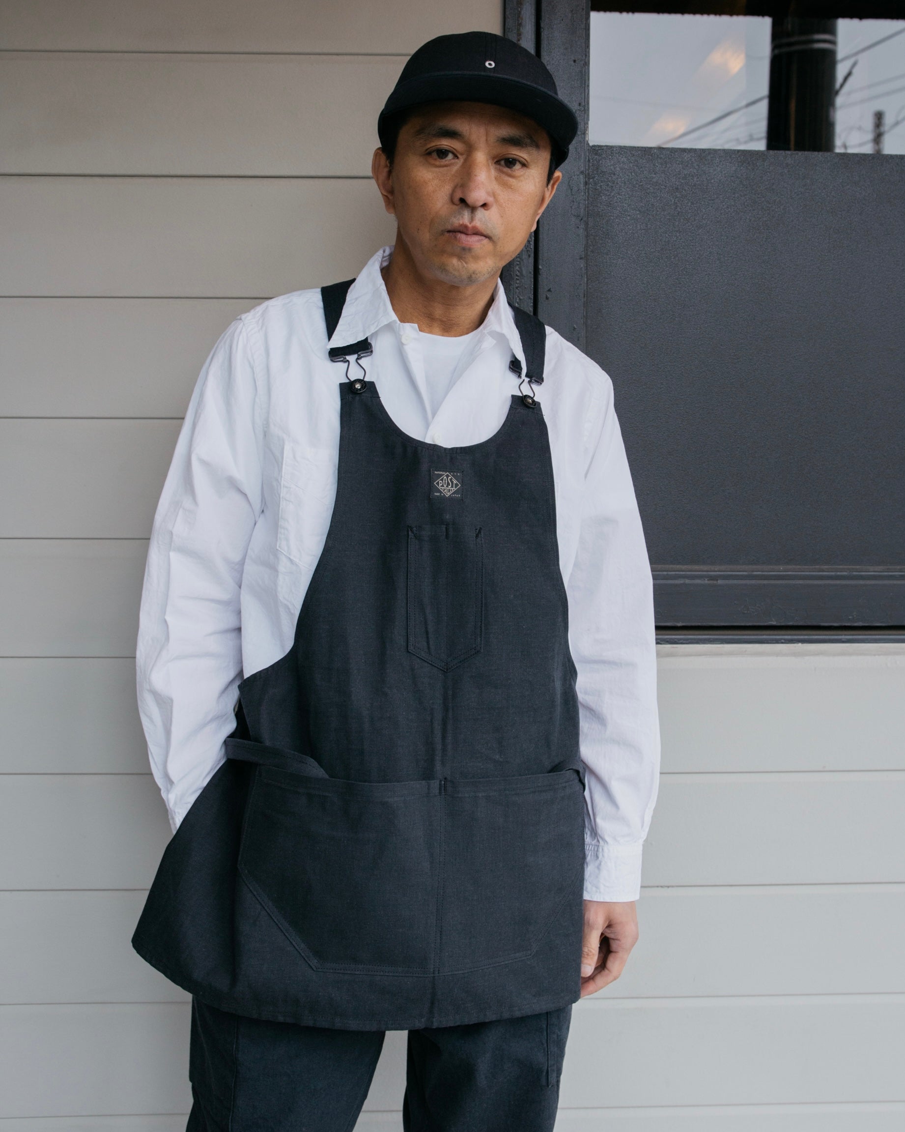 #3802 POST Apron #2 VTC : vintage twill charcoal