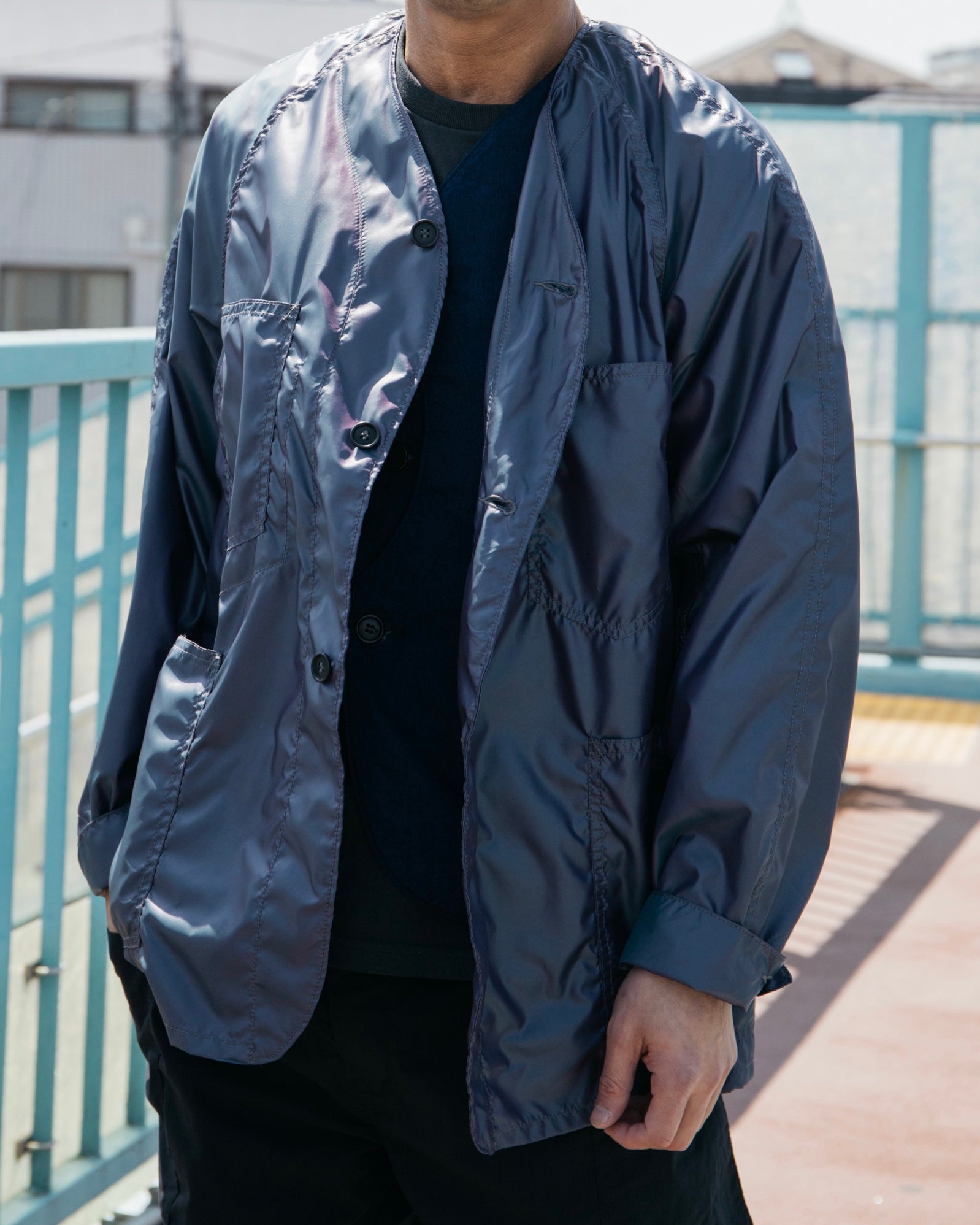 #3103 PTN POST 42 DV : poly taffeta iridescent navy