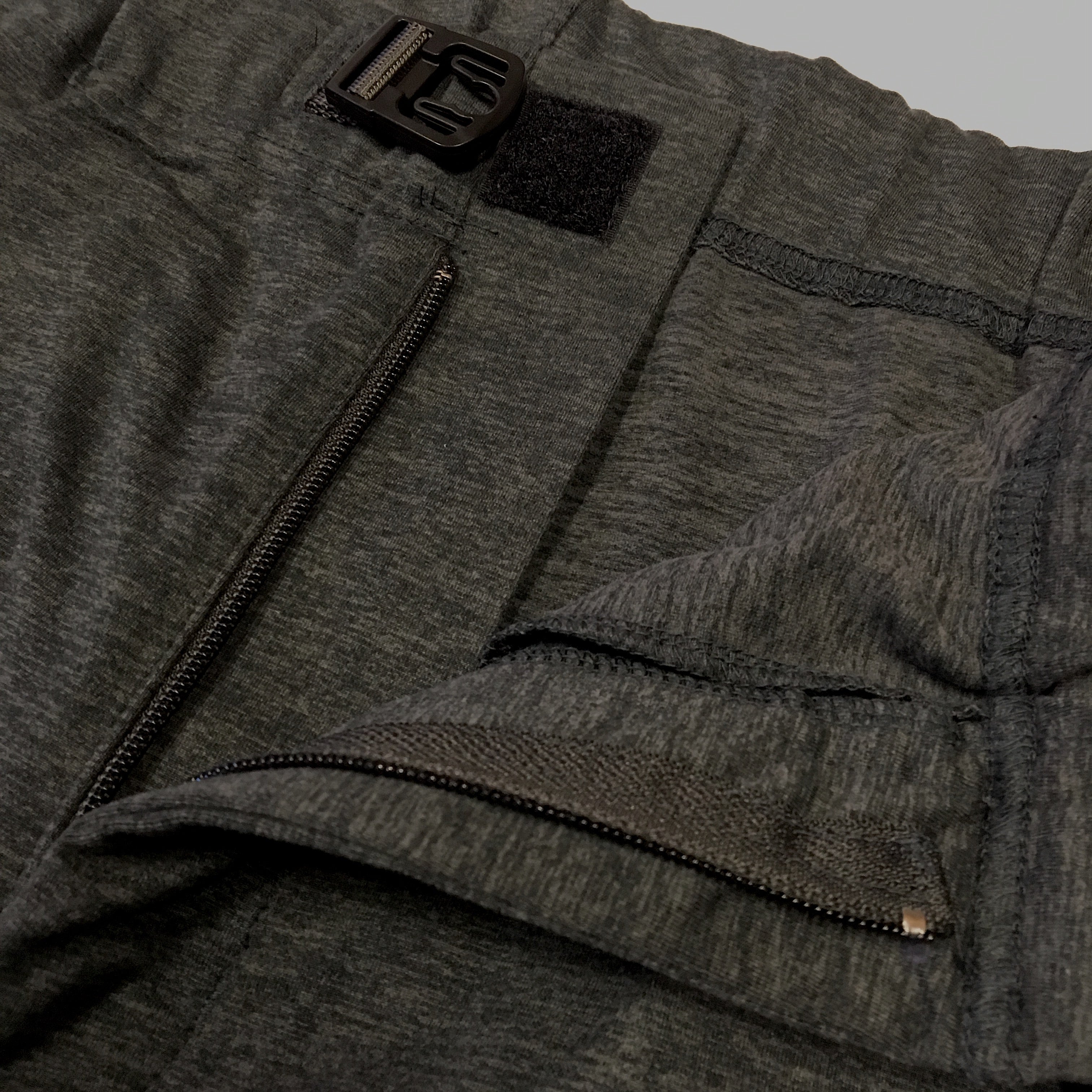 #3604 E-Z shorts PJ1 : light weight poly jersey charcoal heather