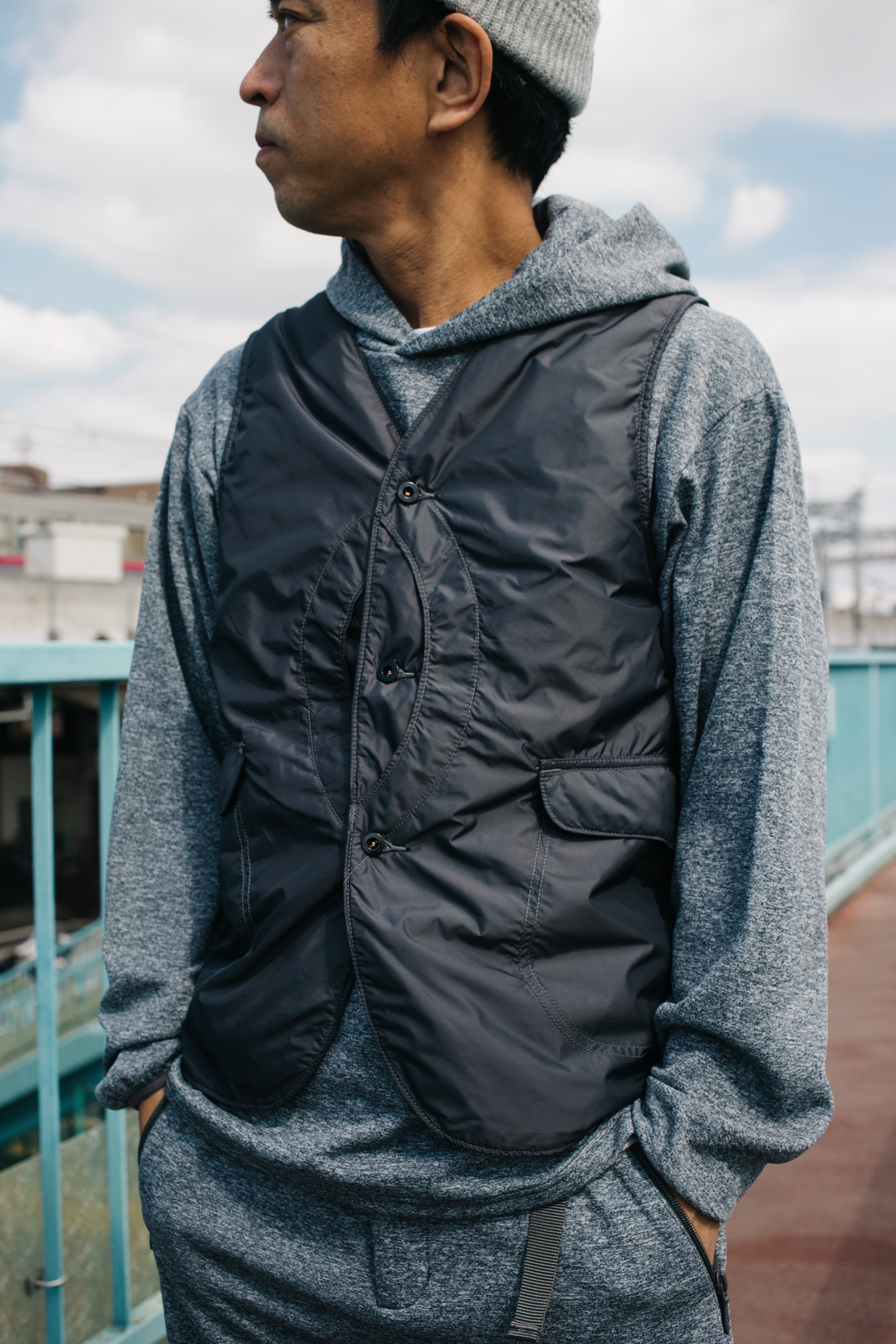 #1512-NP1 Royal Traveler : taffeta w/ thinsulate gray iridescent