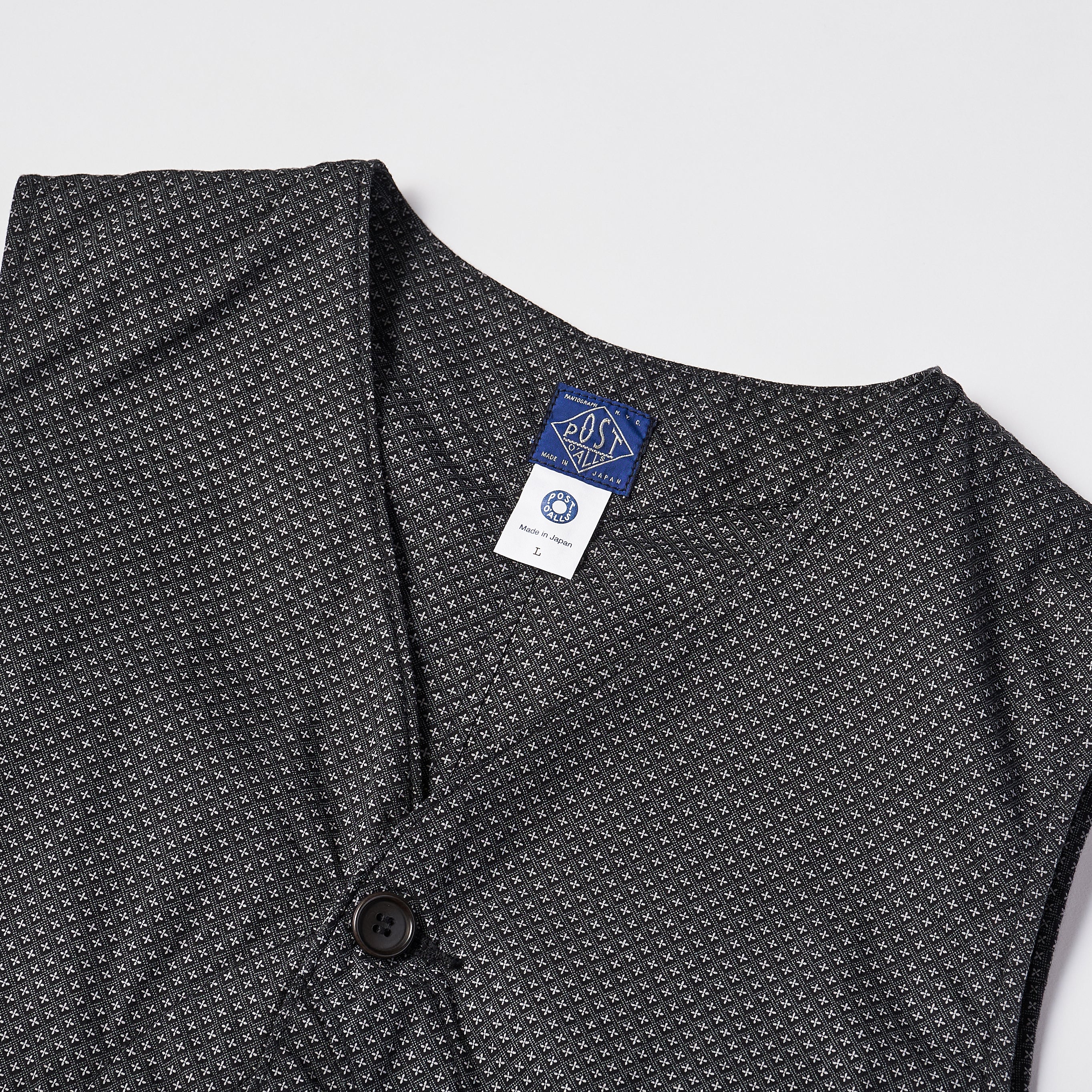#1512-CP Royal Traveler : crest print grey