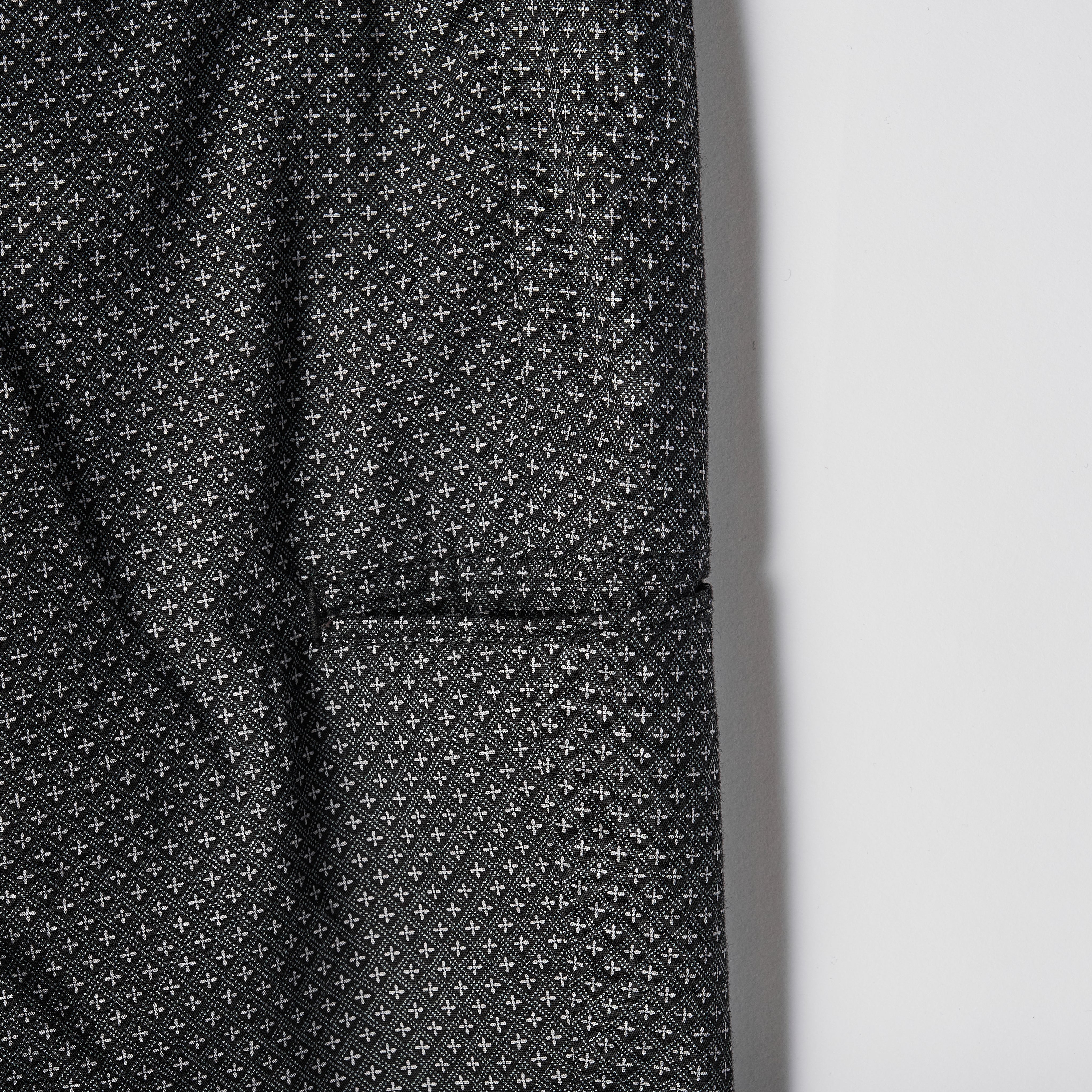 #3309-CP E-Z Lax 2 : crest print grey