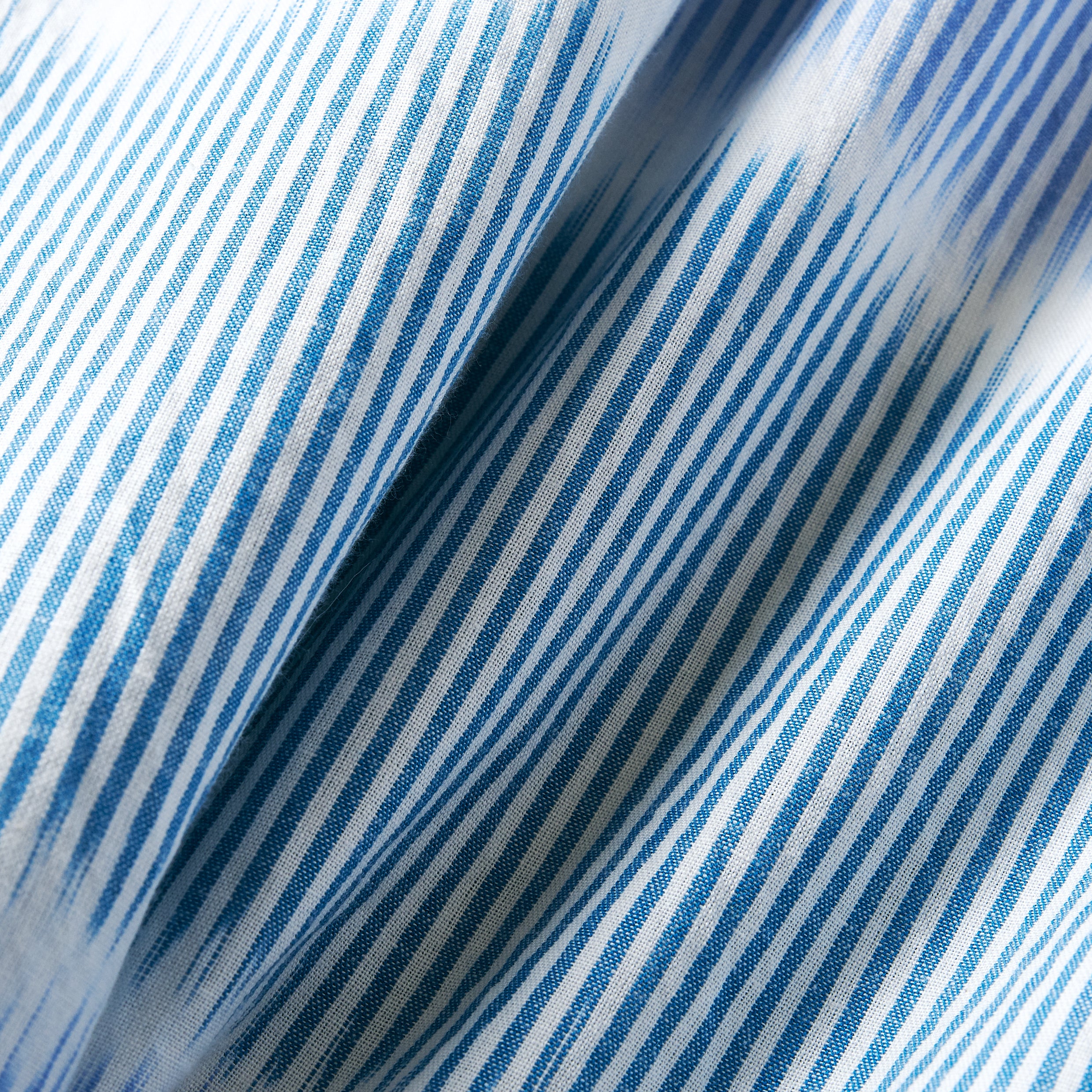 #3211-ISB NEUTRA 3 : ikat stripe blue (Shop Special)