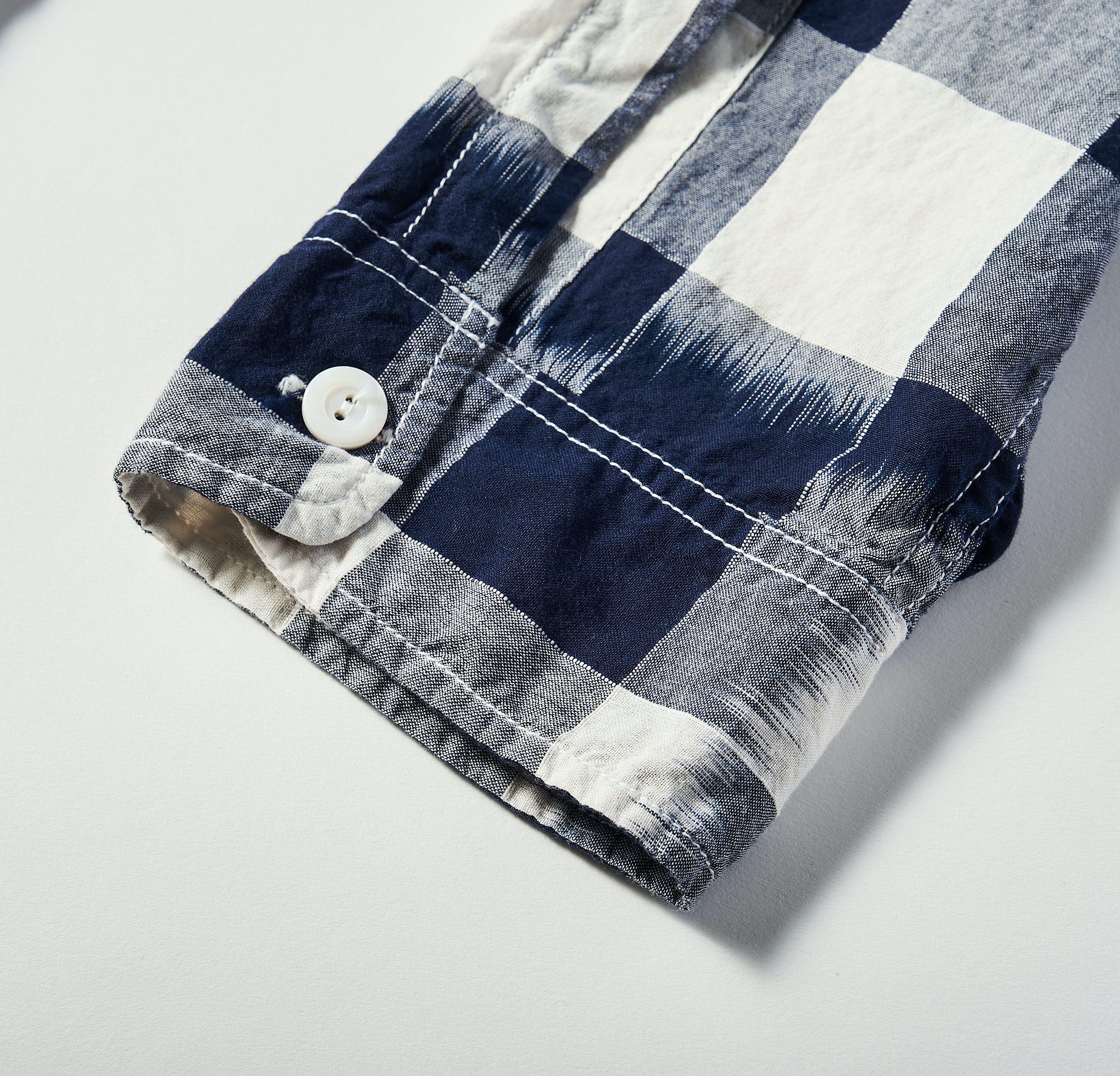 #1256 Cruzer Shirt 2 IB : ikat block check navy/white
