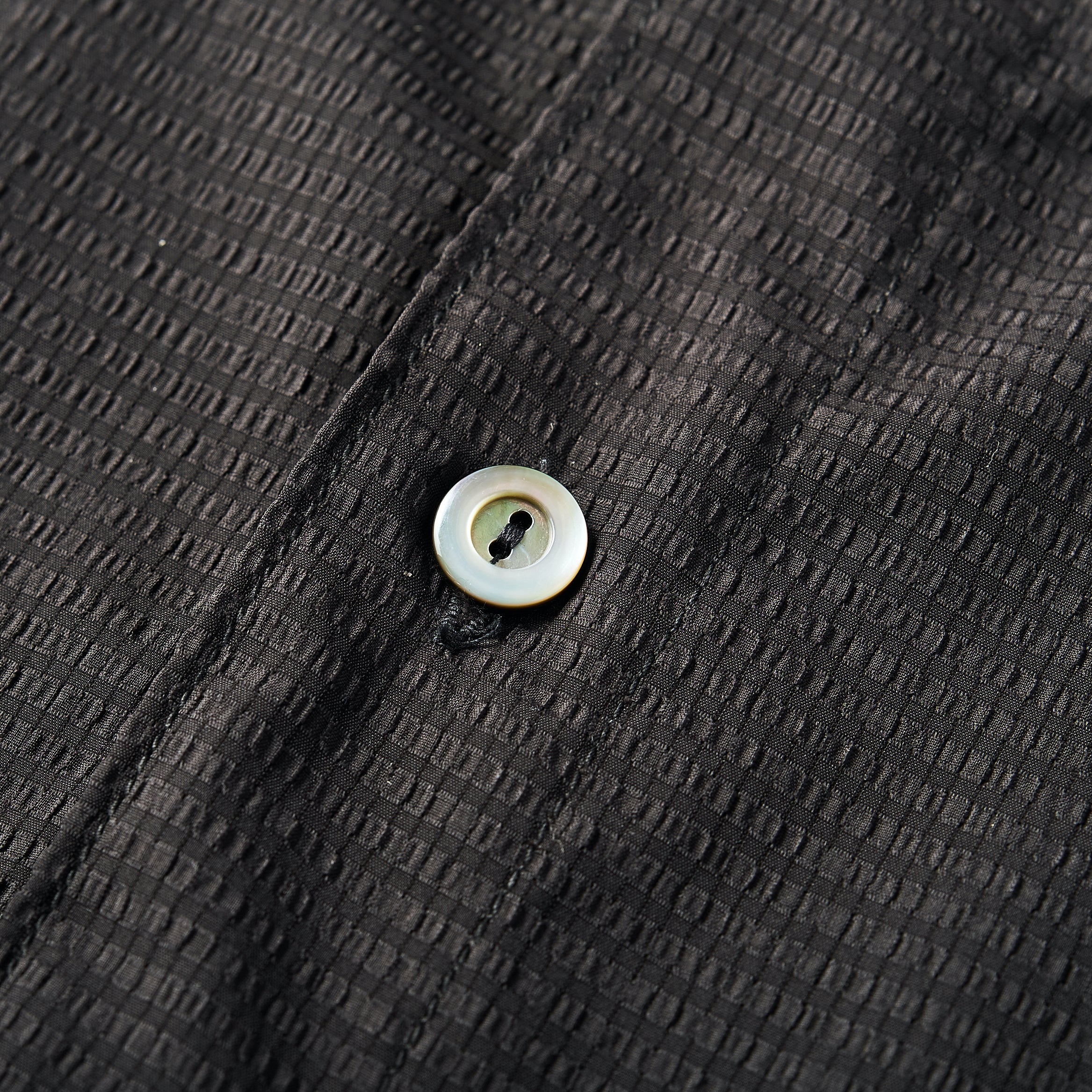 #2219S C-POST DV2 S/S PS1 : poly mesh seersucker charcoal