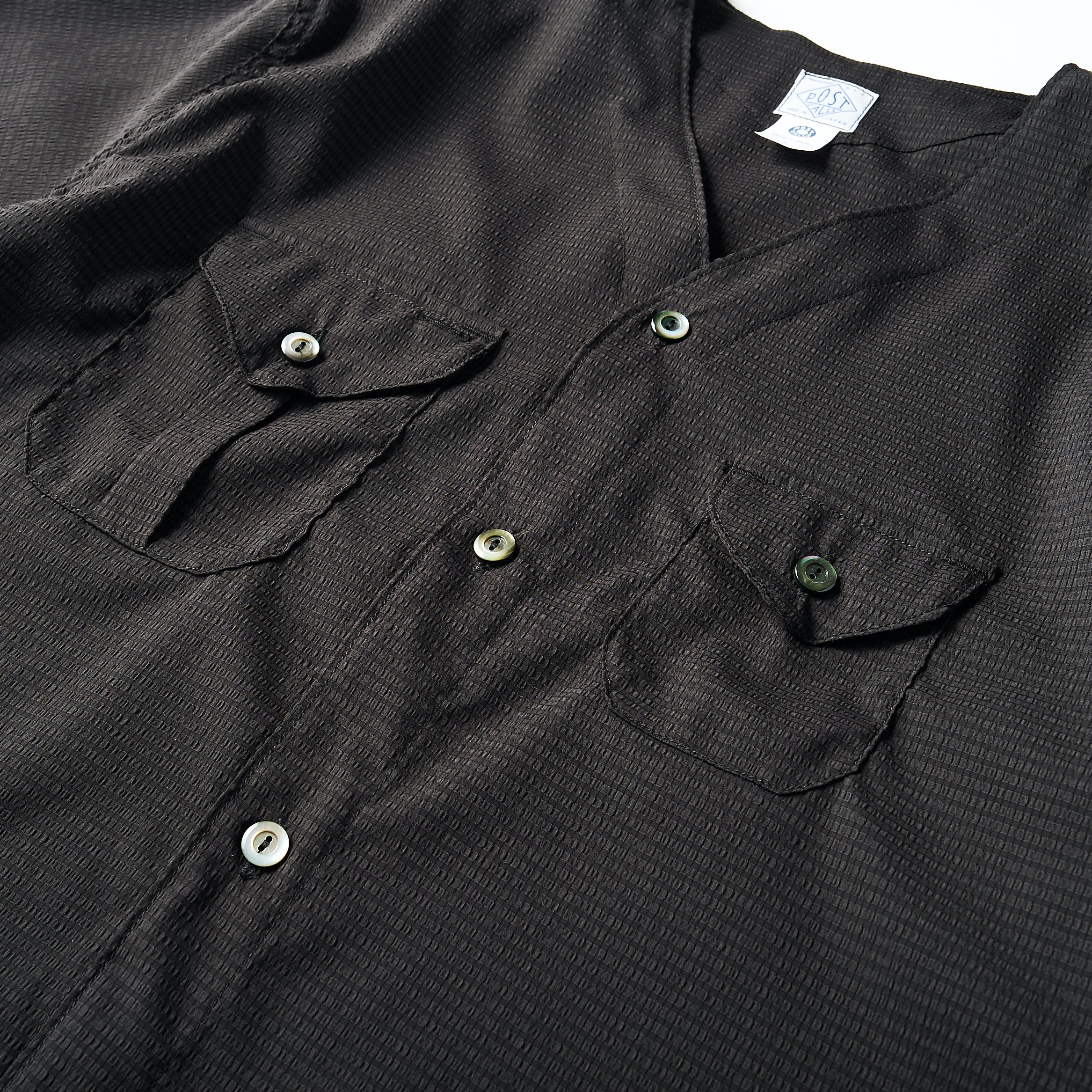 #2219S C-POST DV2 S/S PS1 : poly mesh seersucker charcoal