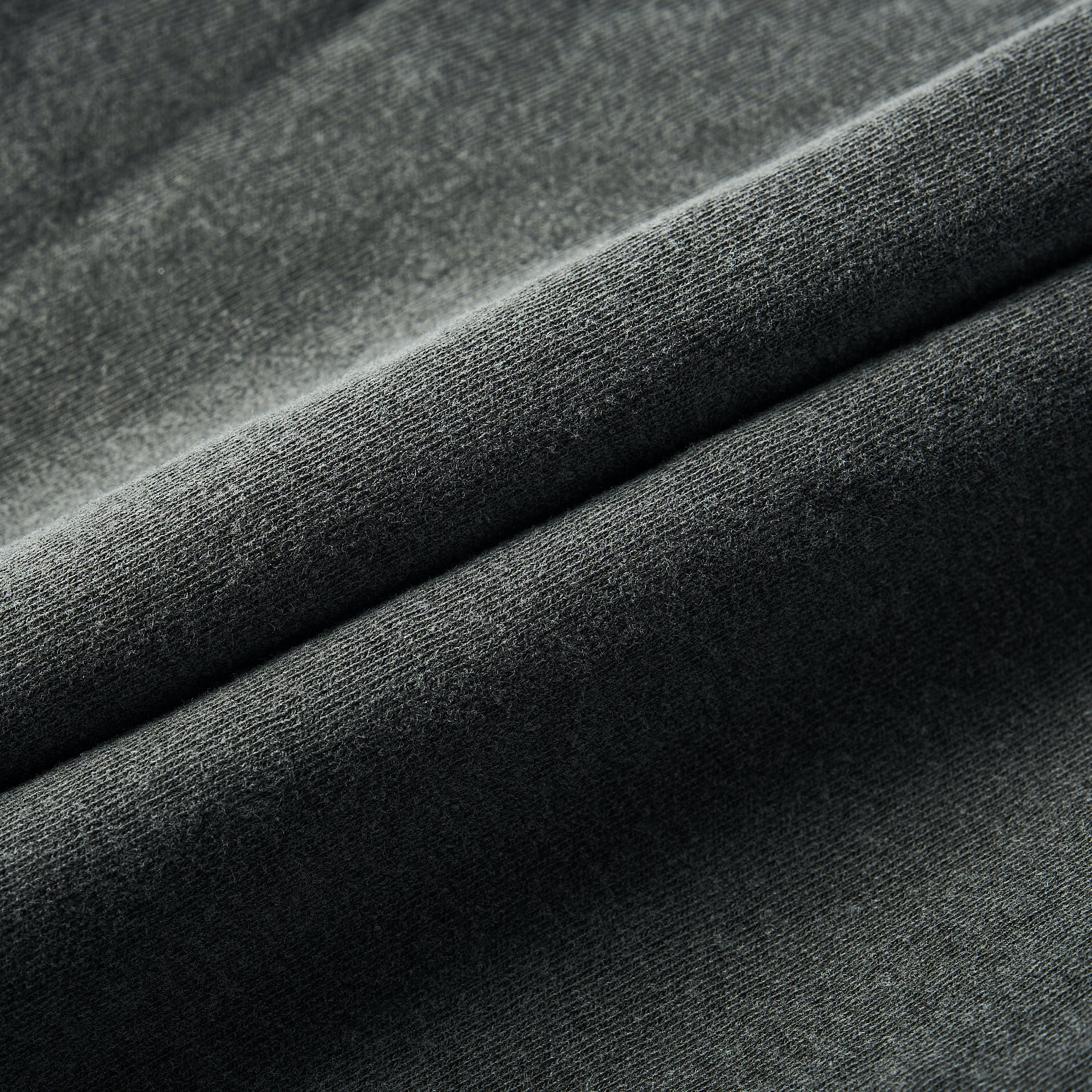 #3004 I like post pocket Tee A2 : pigment dyed cotton jersey charcoal x green