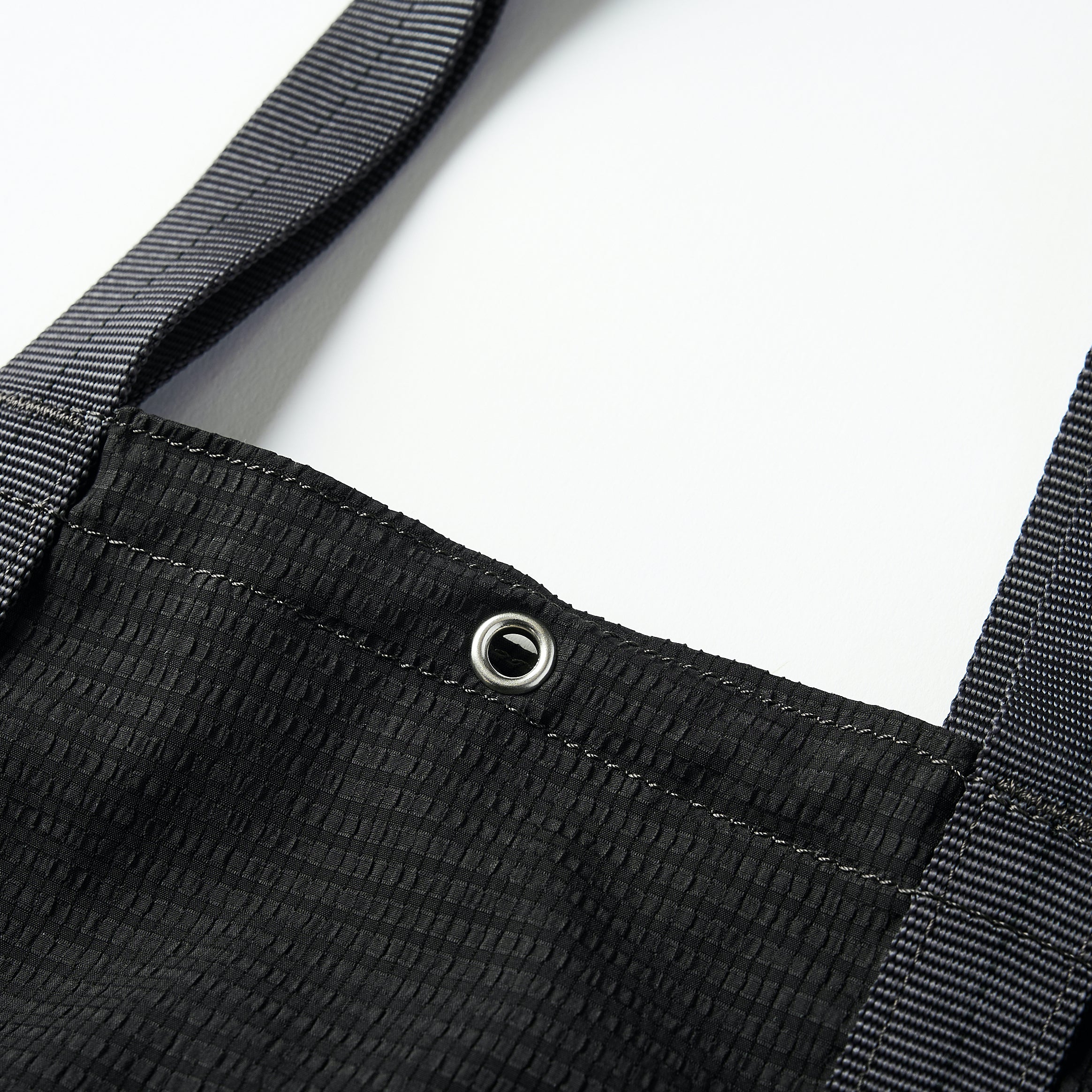 #3901 POS-TOTE PS1 : poly mesh seersucker charcoal