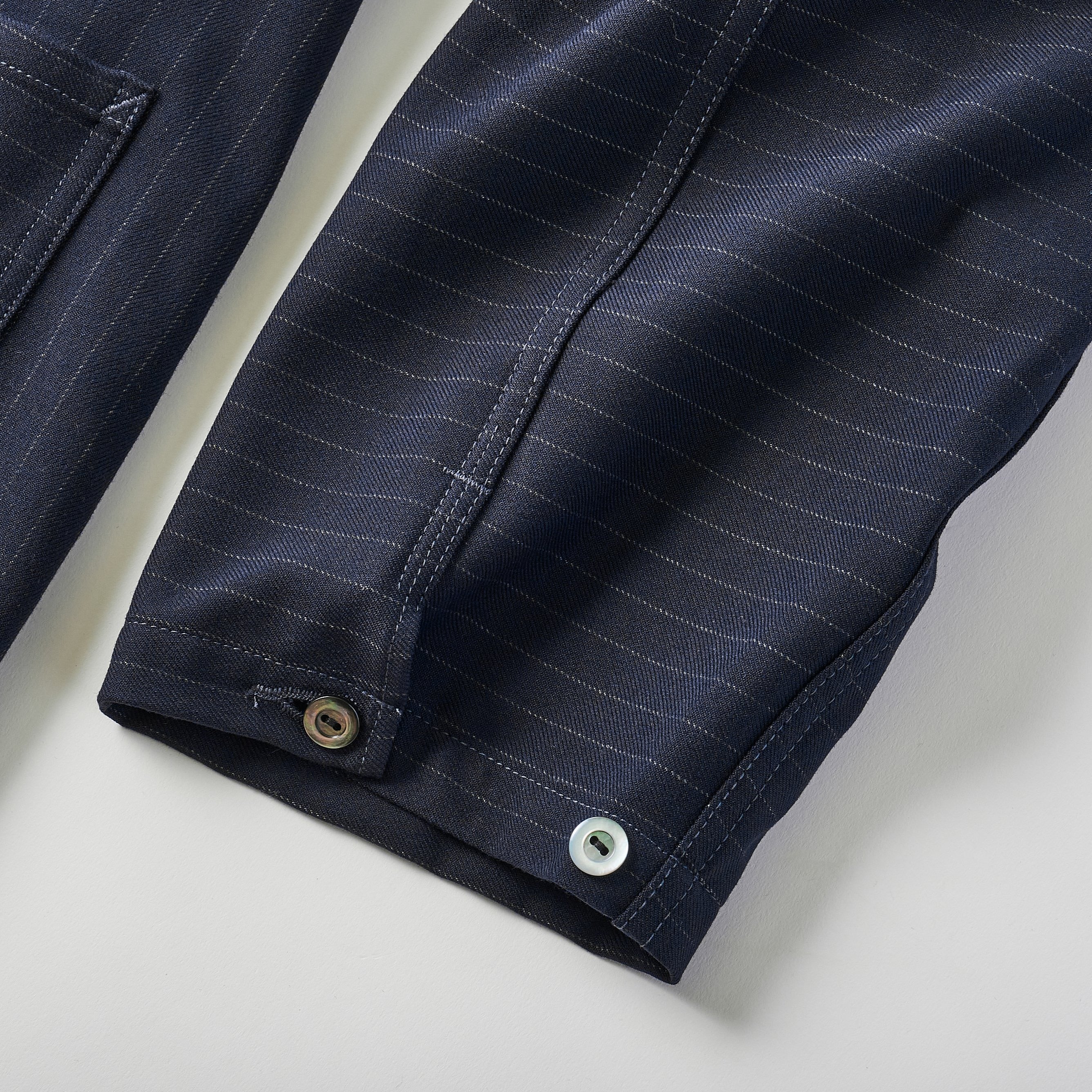 #3207-PSS CRAFTMASTER 3 : poly suiting stripe navy