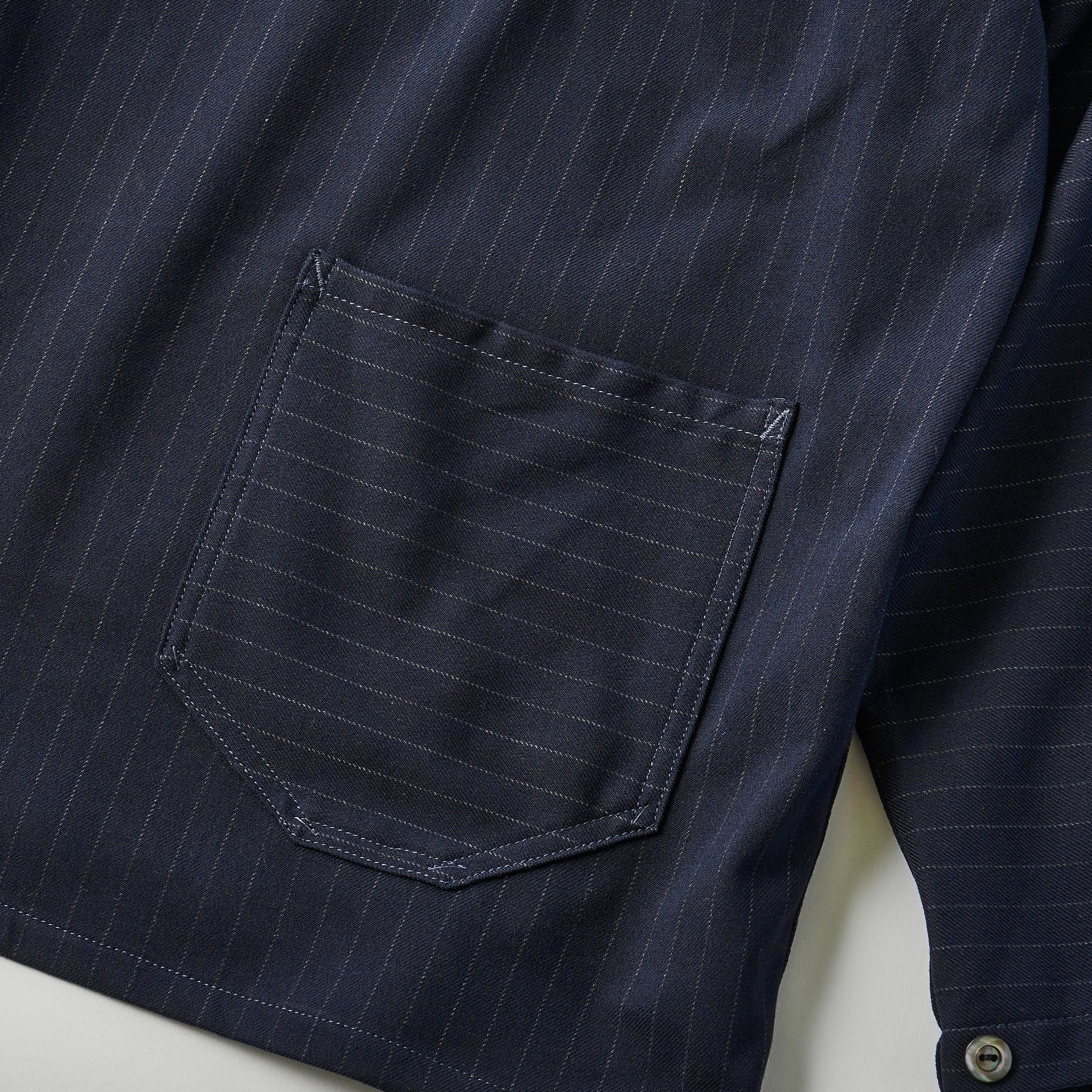 #3207-PSS CRAFTMASTER 3 : poly suiting stripe navy