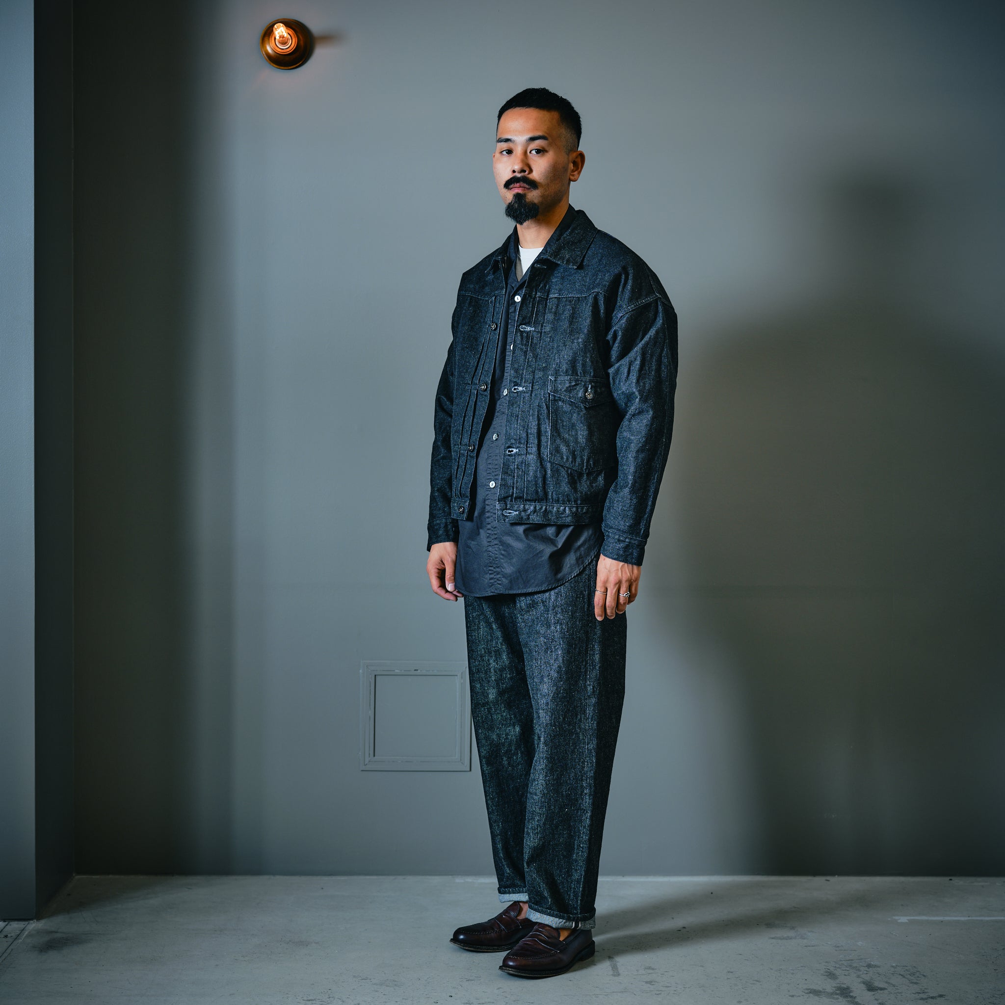 #1108-12DB Ranchero : 12oz. selvedge denim black