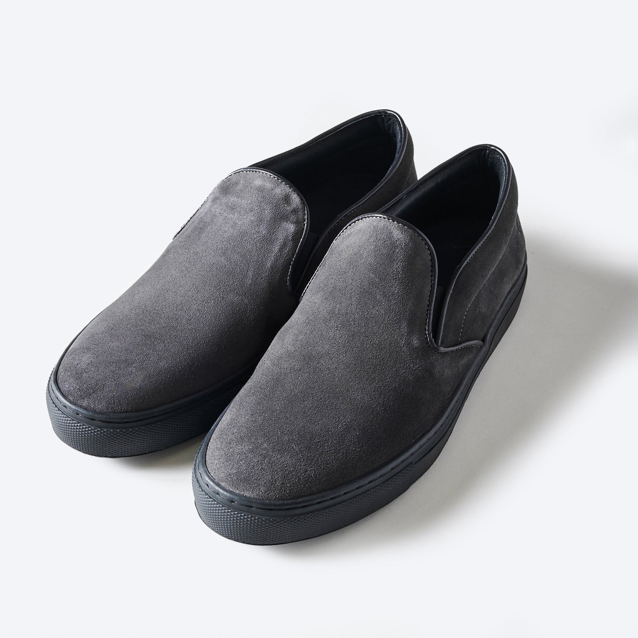 #P2000-SG POST x AMB slip-on : cow suede grey