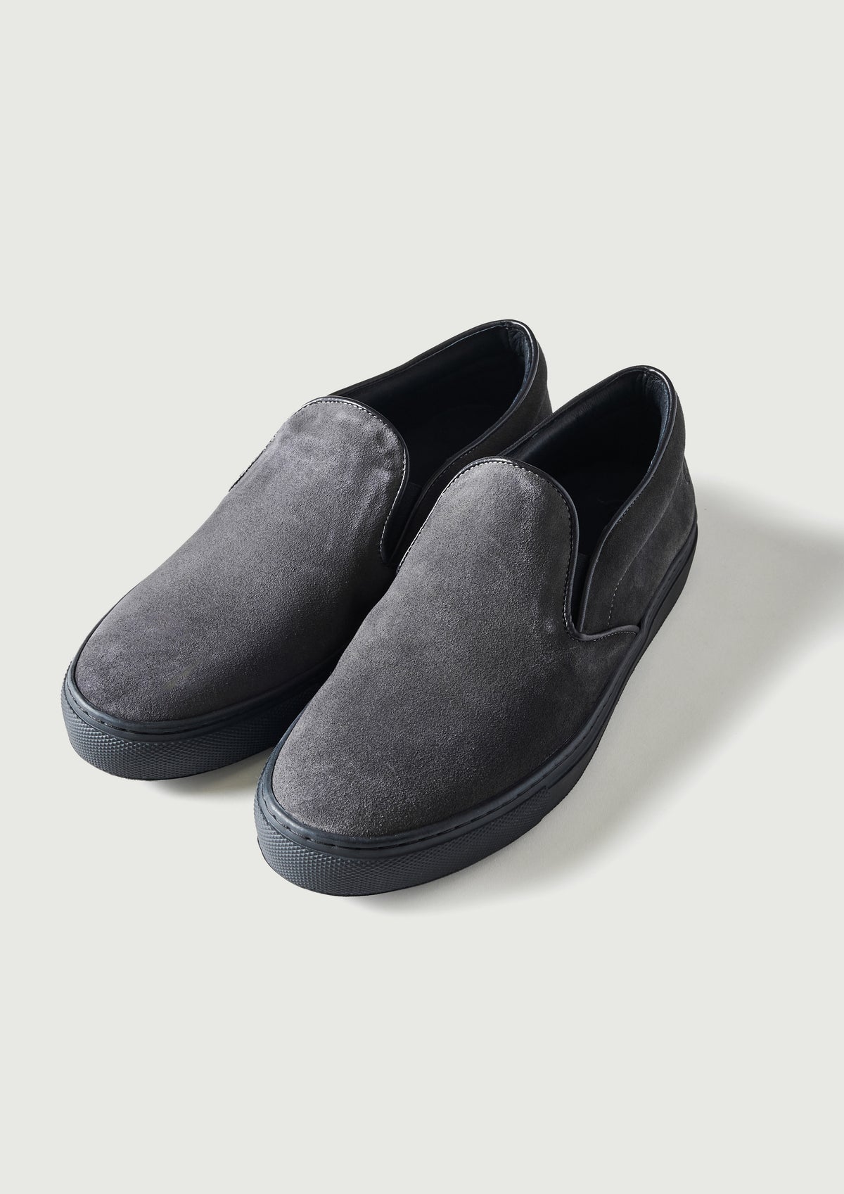 #P2000-SG POST x AMB slip-on : cow suede gray