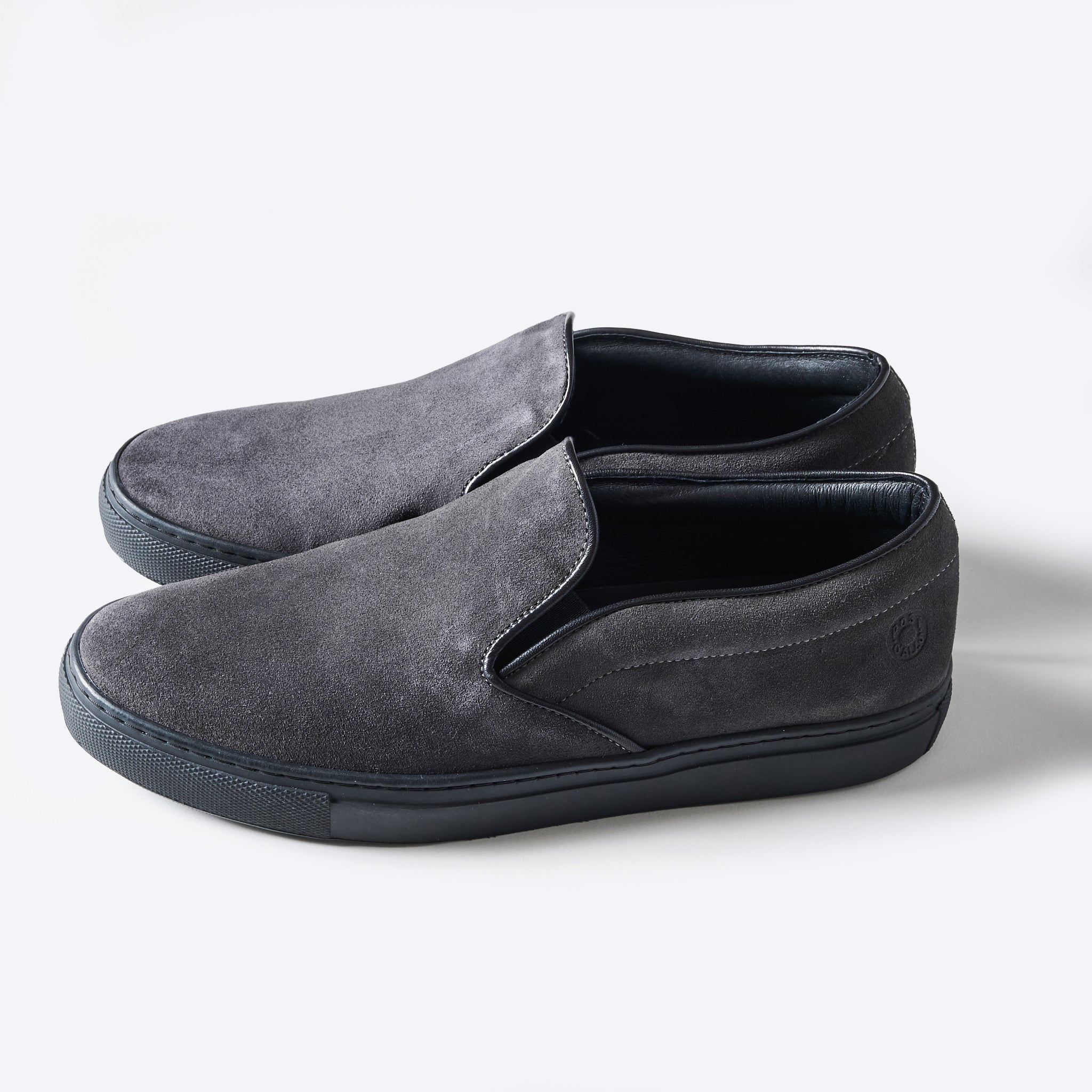 #P2000-SG POST x AMB slip-on : cow suede grey