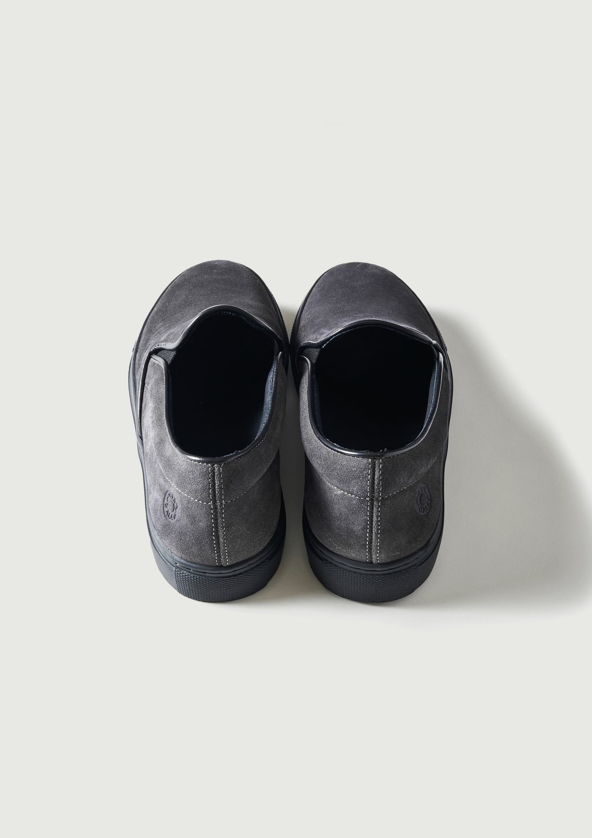 #P2000-SG POST x AMB slip-on : cow suede gray
