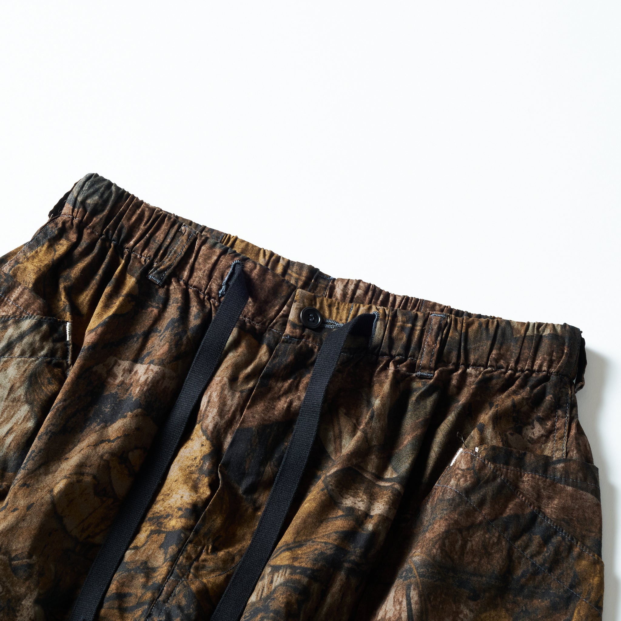 #2323E-FC1 E-Z DEE's Shorts : forest camo brown jungle