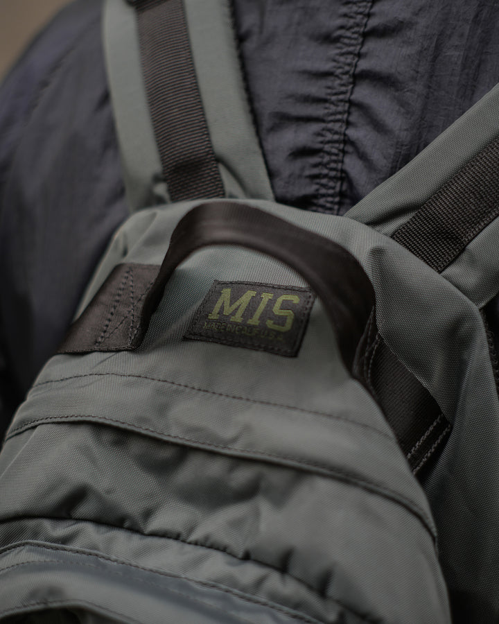 【SHIPS別注】Post O'Alls×MIS:A1 ASSALUT PACK POST O'ALLS（ポストオーバーオールズ）の「【SHIPS別注】Post O