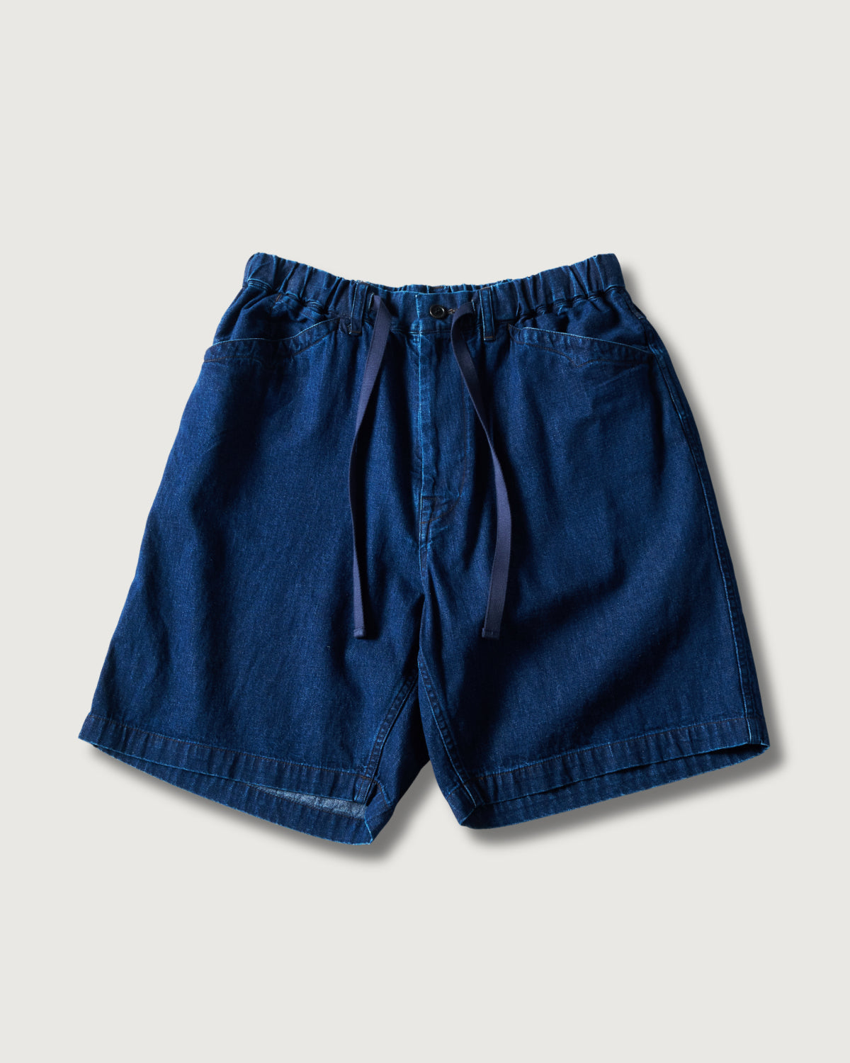 #3319S-8DI E-Z Chinois De Luxe Shorts : 8oz. Denim w/deep wash indigo
