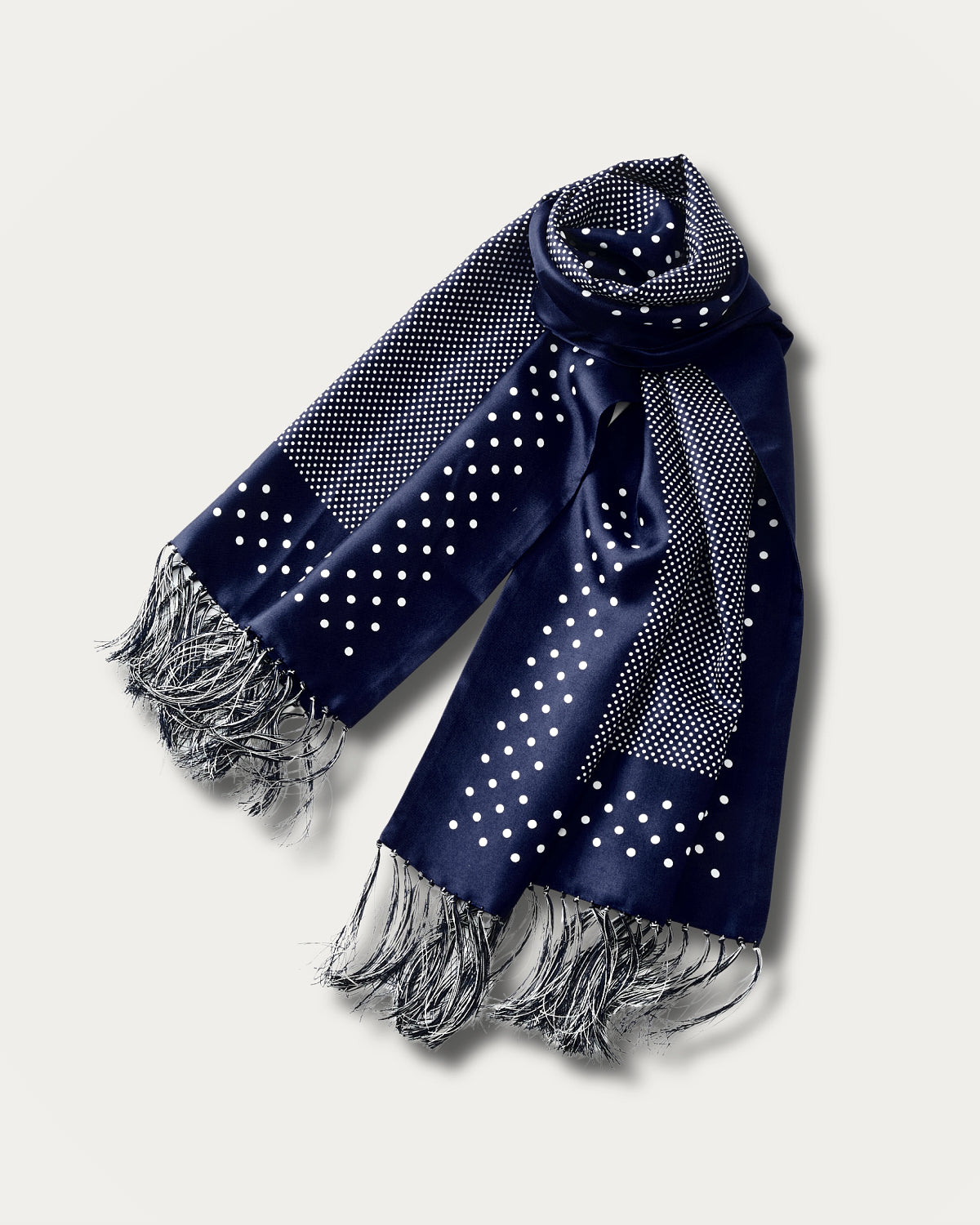 #5002-SN 1993 scarf : silk navy/white 43.5 x 124