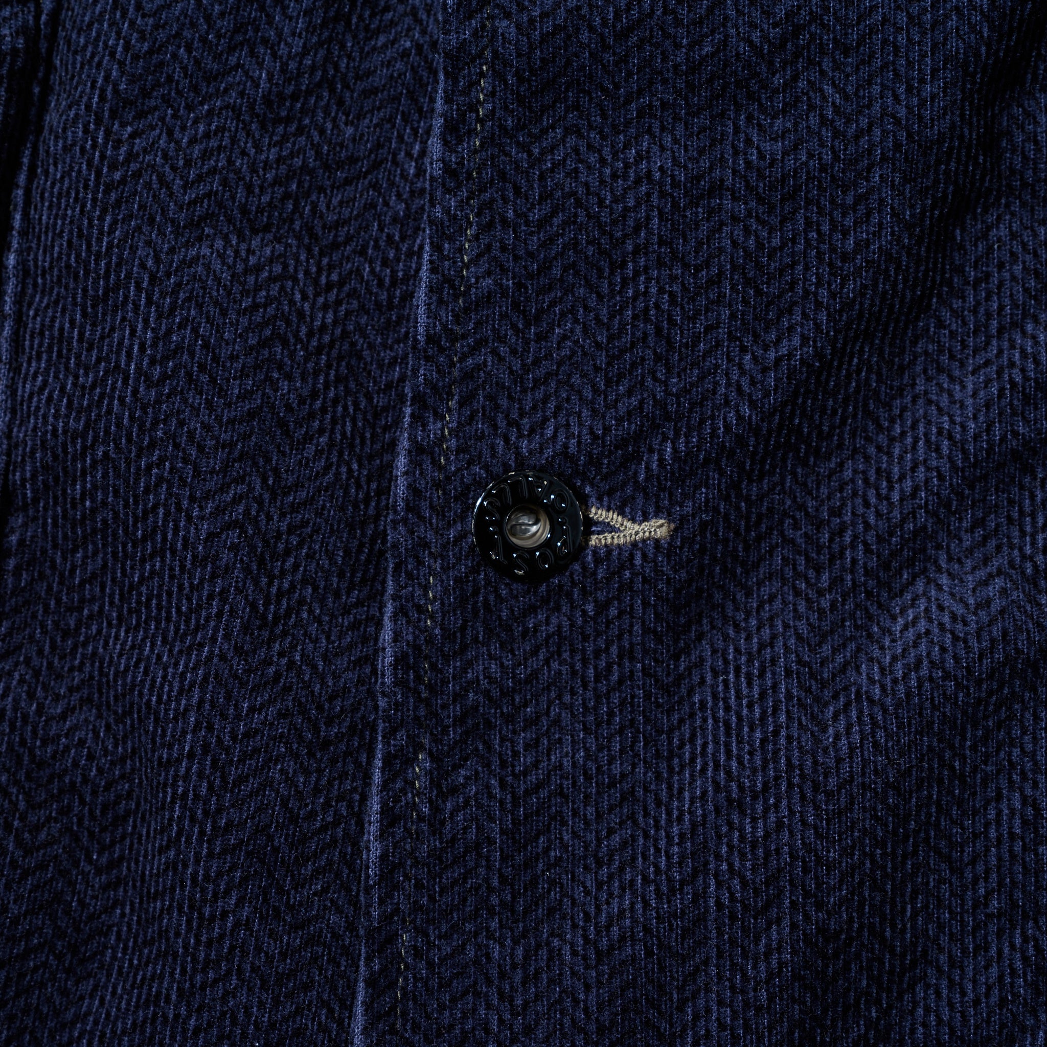 #12006-HCN WALKABOUT : herringbone print corduroy navy