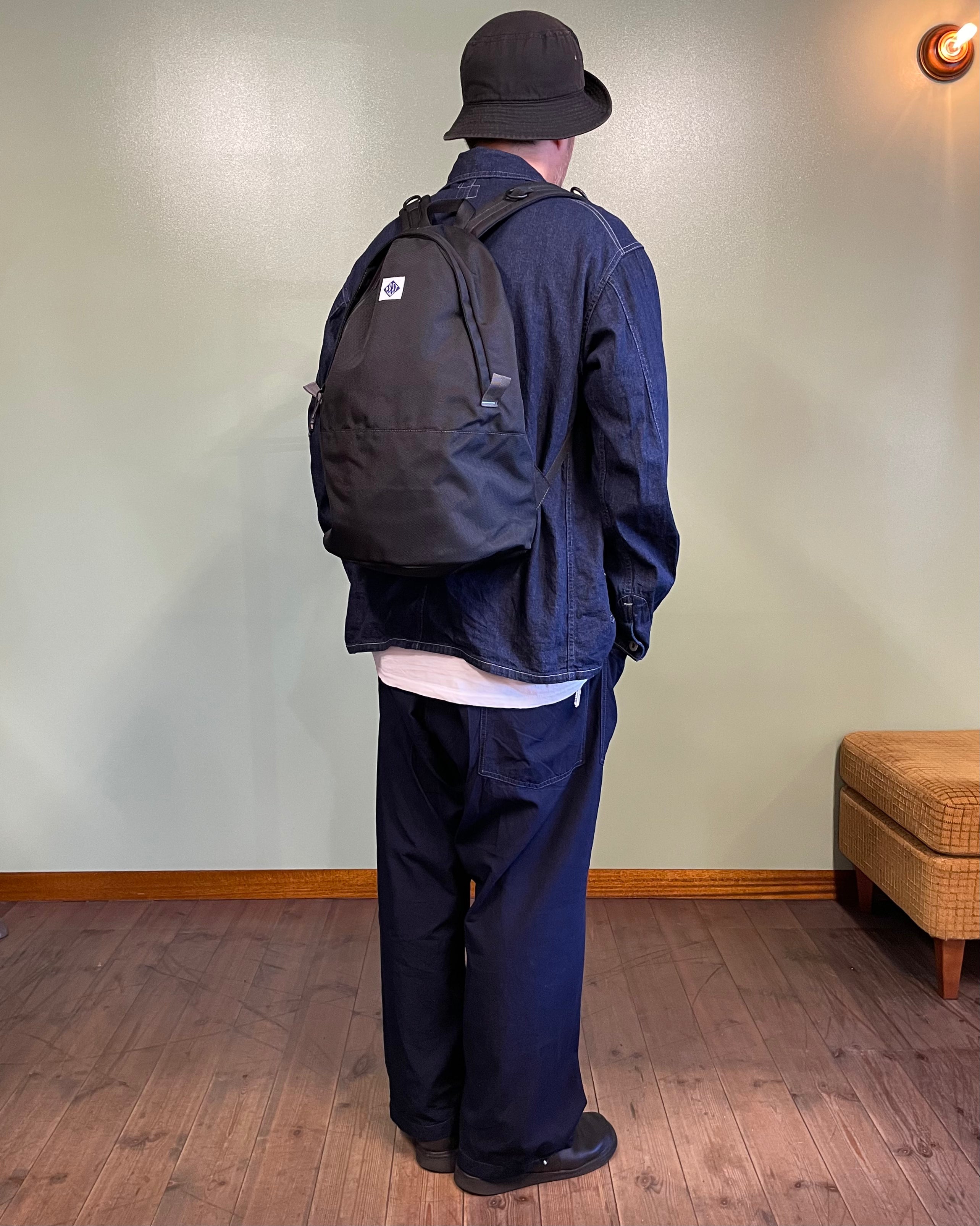 #1952-NOB Tic Pack : nylon oxford black