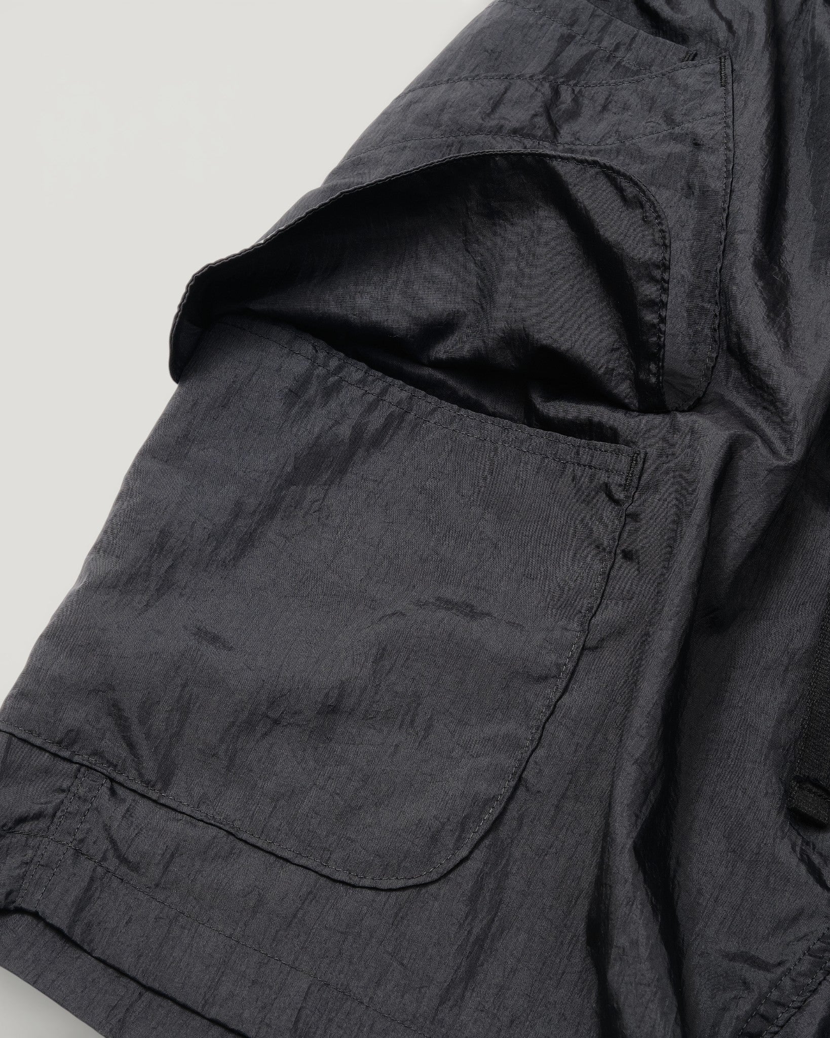 #2323E-CNB E-Z DEE's Shorts : crinkle nylon taffeta black