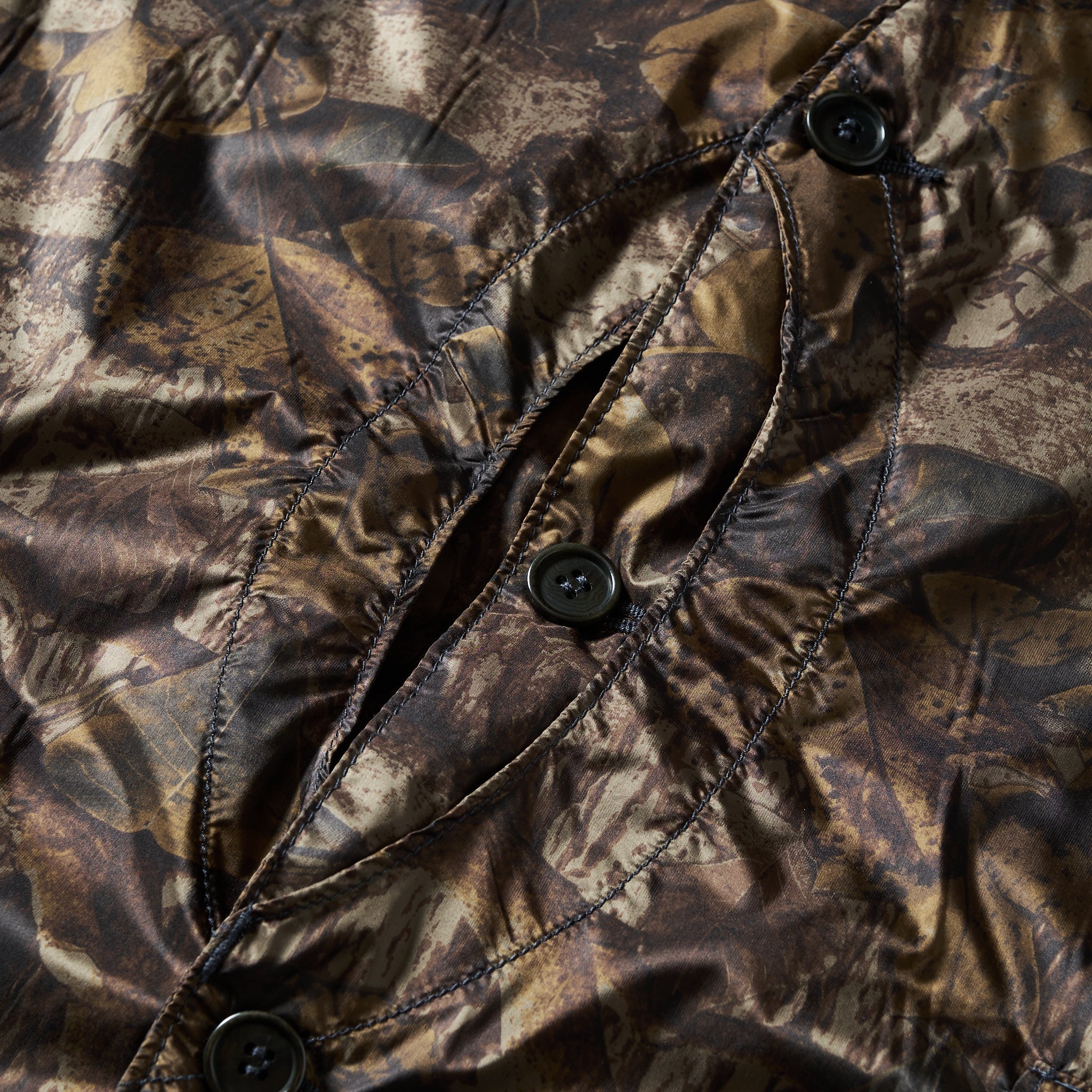 #1512-NC1 Royal Traveler : nylon forest camo brown jungle