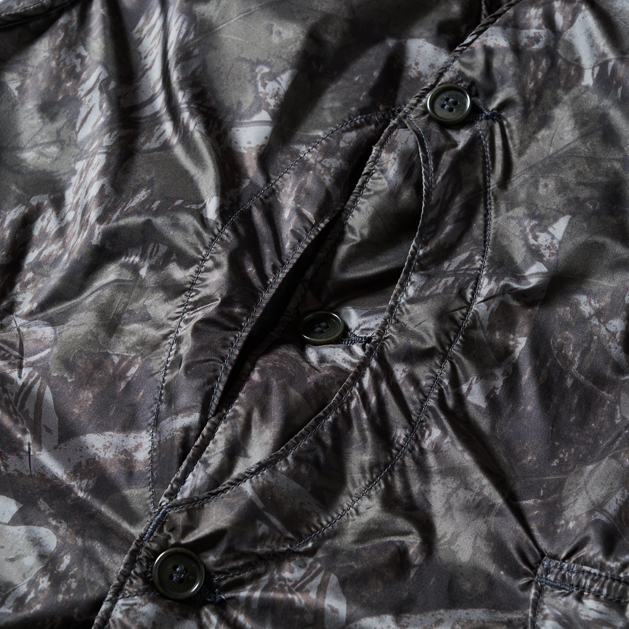 #1512-NC3 Royal Traveler : nylon forest camo grey jungle