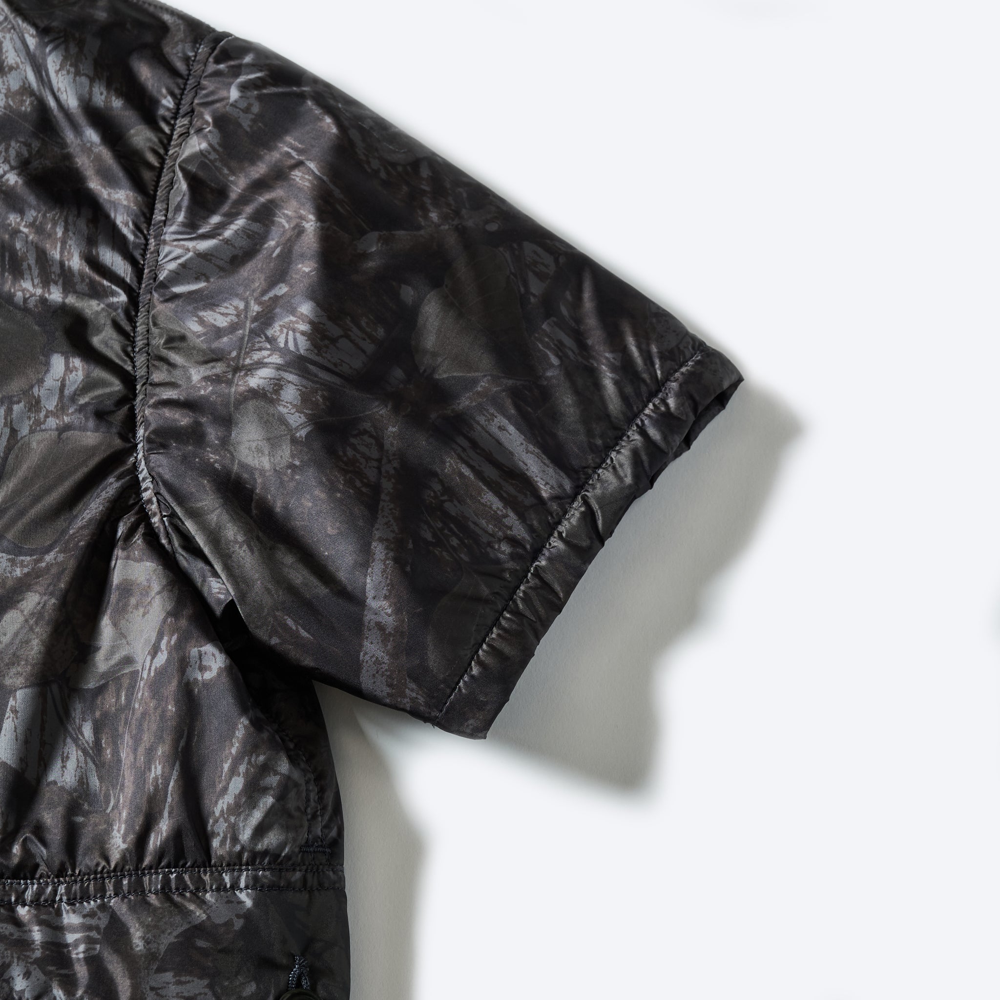 #1267B-NC3 Royal Traveler Shirt-1/2 : nylon forest camo grey jungle