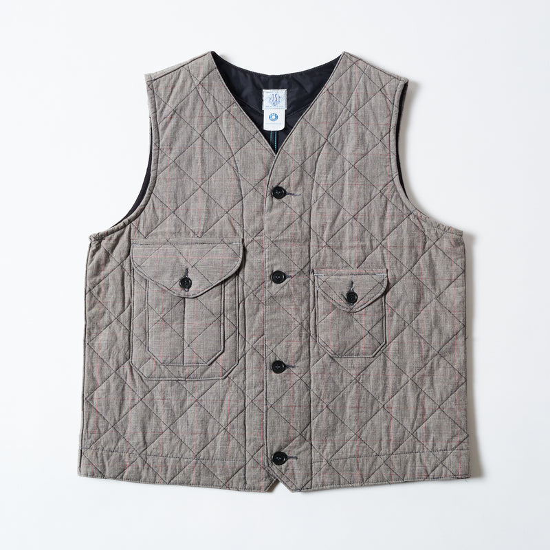 Cruzer Vest 2-R : cotton glen plaid quilt red pane with polyfill "Dead Stock"
