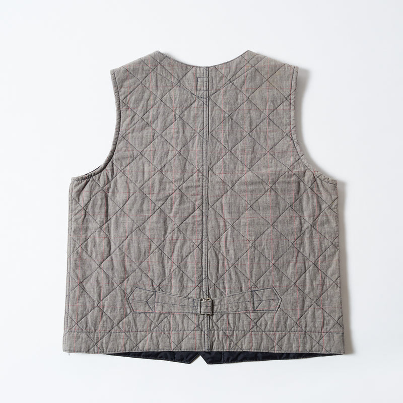 Cruzer Vest 2-R : cotton glen plaid quilt red pane with polyfill "Dead Stock"