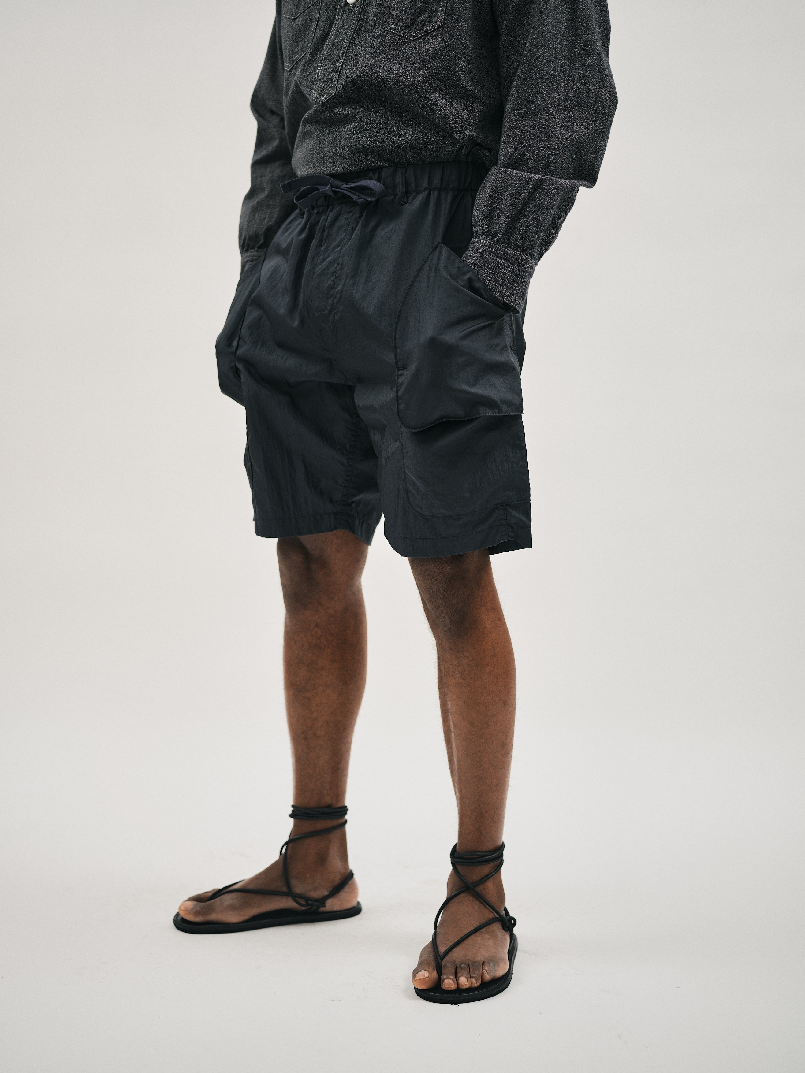 #2323E-CNB E-Z DEE's Shorts : crinkle nylon taffeta black