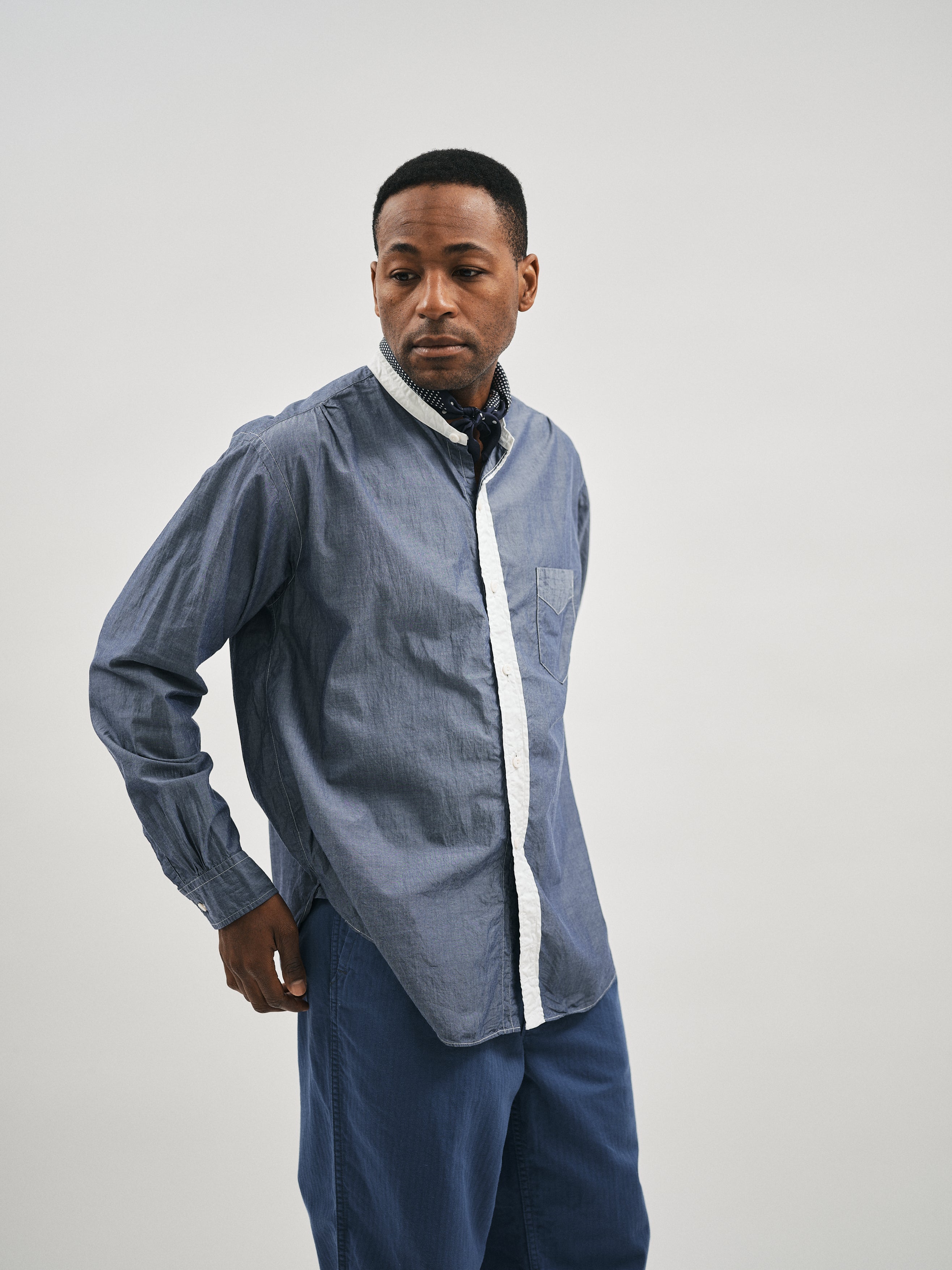 #3232B-SBC Original BL Band Collar Shirt : broadcloth w/white trim blue