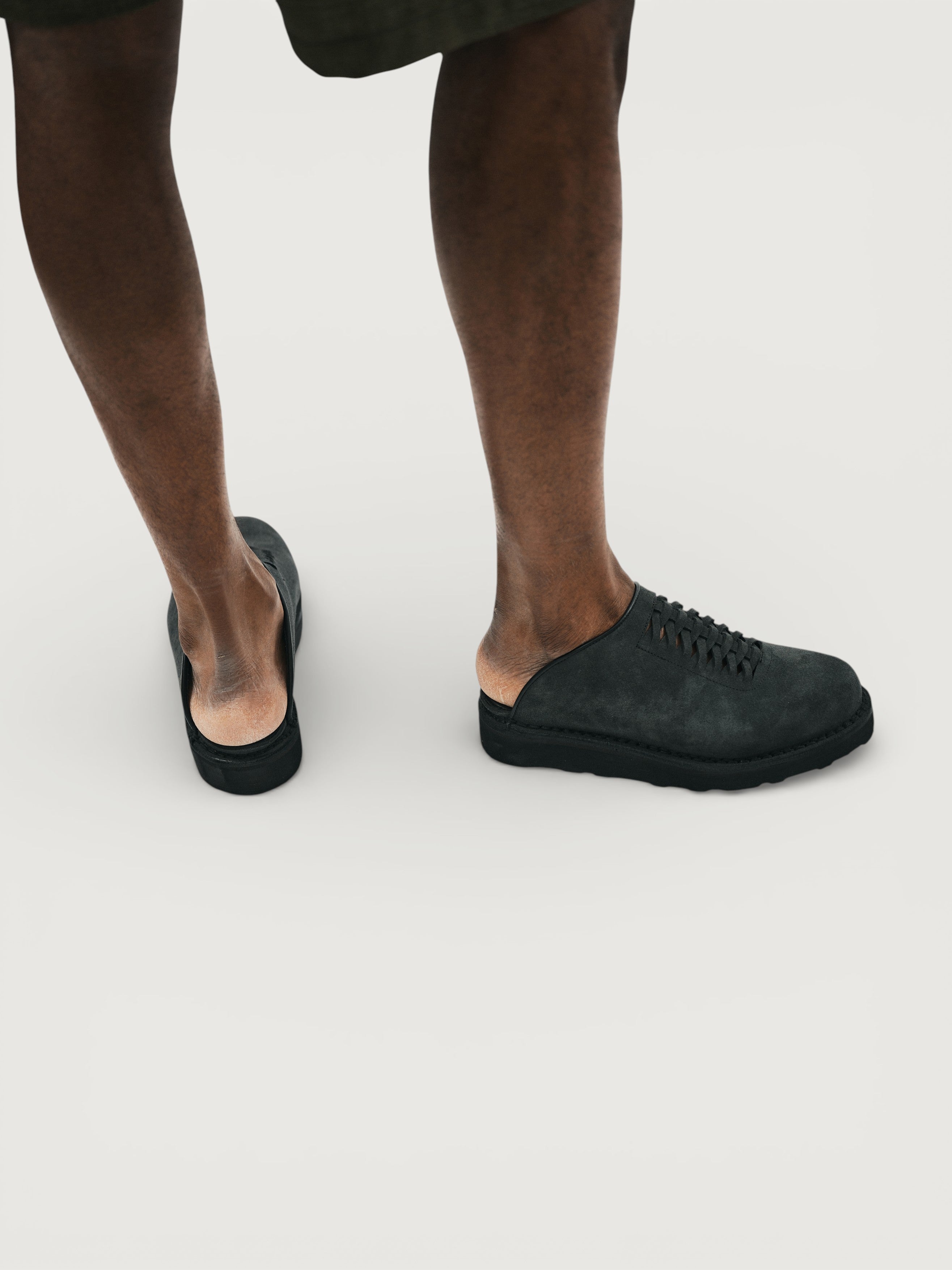Vernacolo x Post O’Alls  VELDINI : cow suede Nero