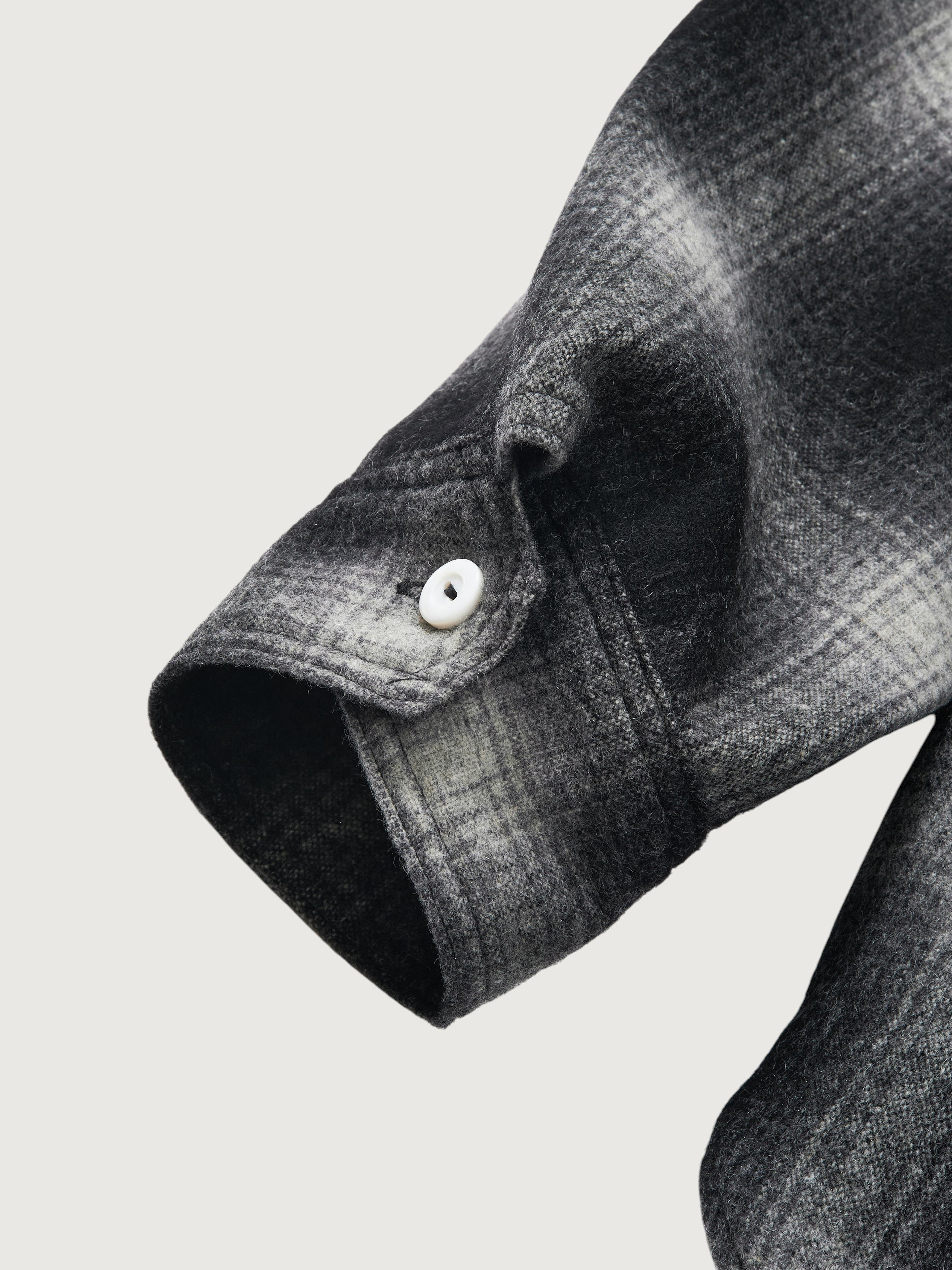 #3217S-WHB St. Louis 2 : wool hombre black