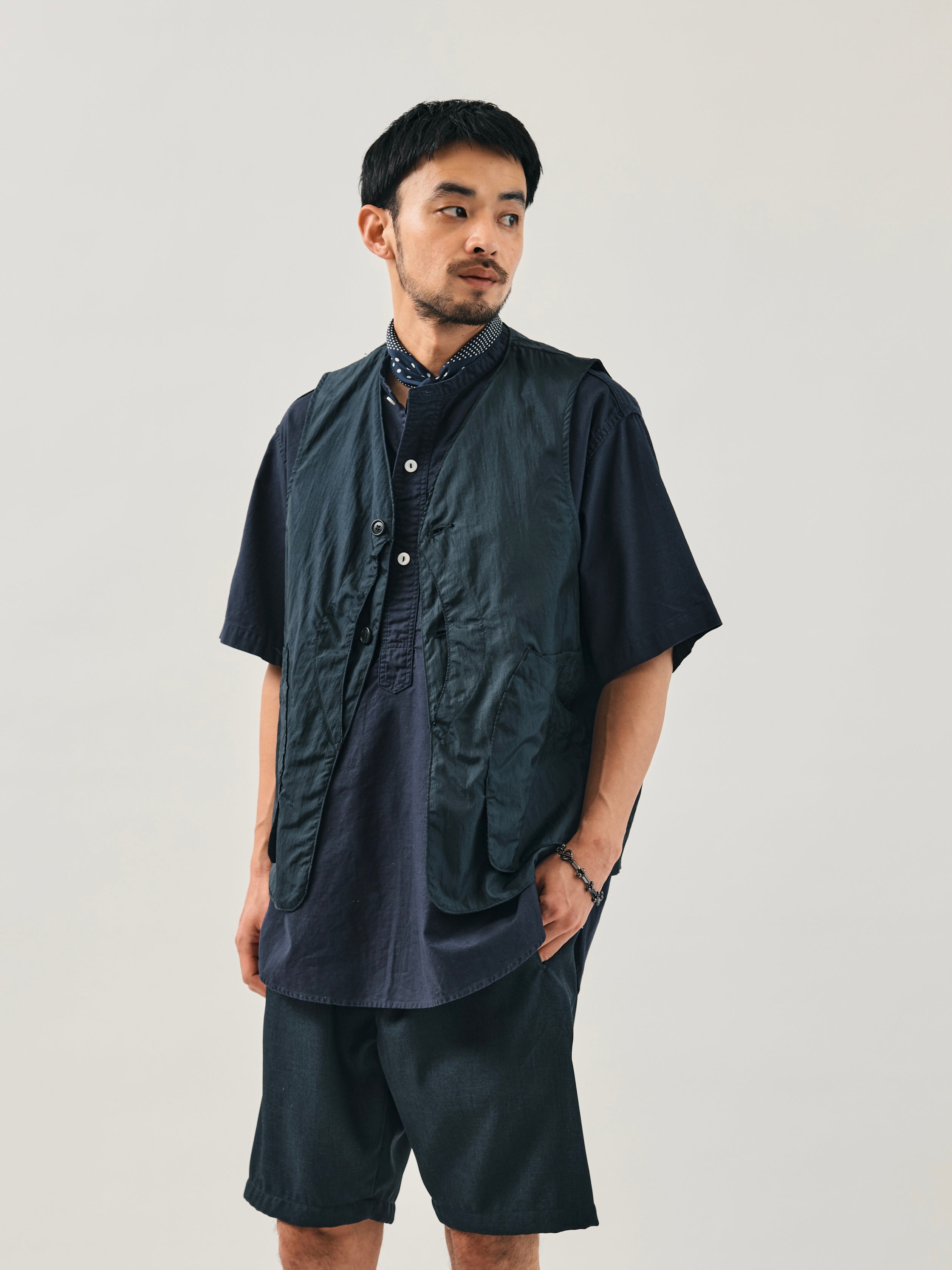 極美品 24SS POST ポスト Logger ハンティング DEE Vest 3503-CNN DEE Vest 2 : crinkle nylon taffeta navy
