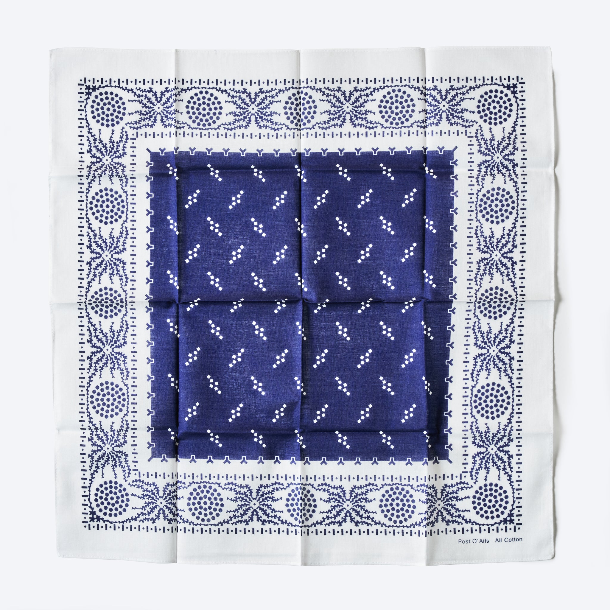 #4001-WN Spider POST Bandana Hankie : spider white/navy 45 x 45