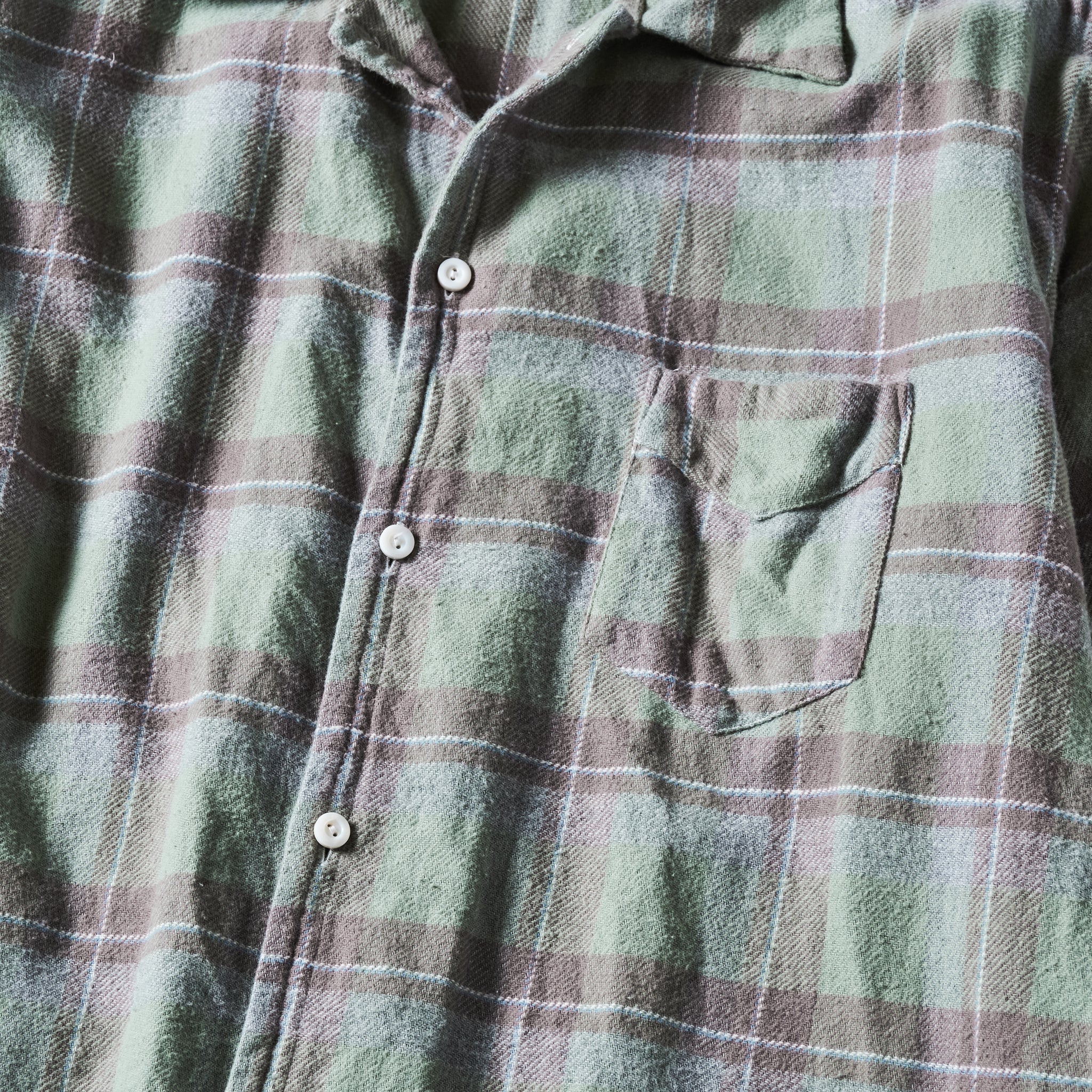 #3221-FP2 NEUTRA 6 : flannel plaid pale green